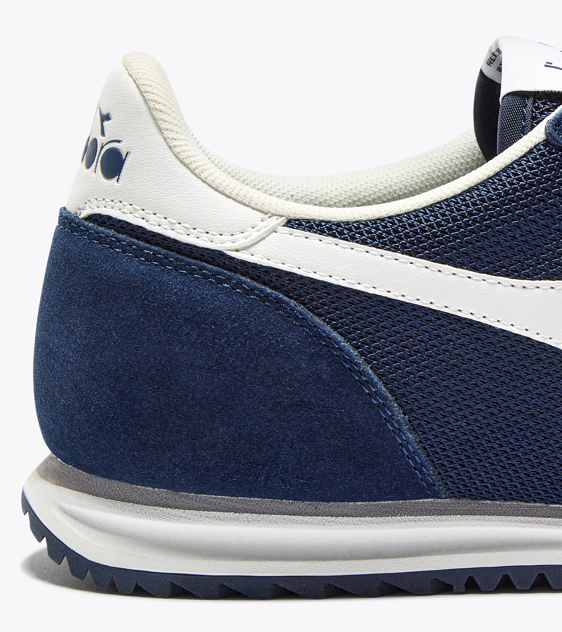 Low-profile suede sneaker - All-gender CROSS PAGEANT BLUE - Diadora