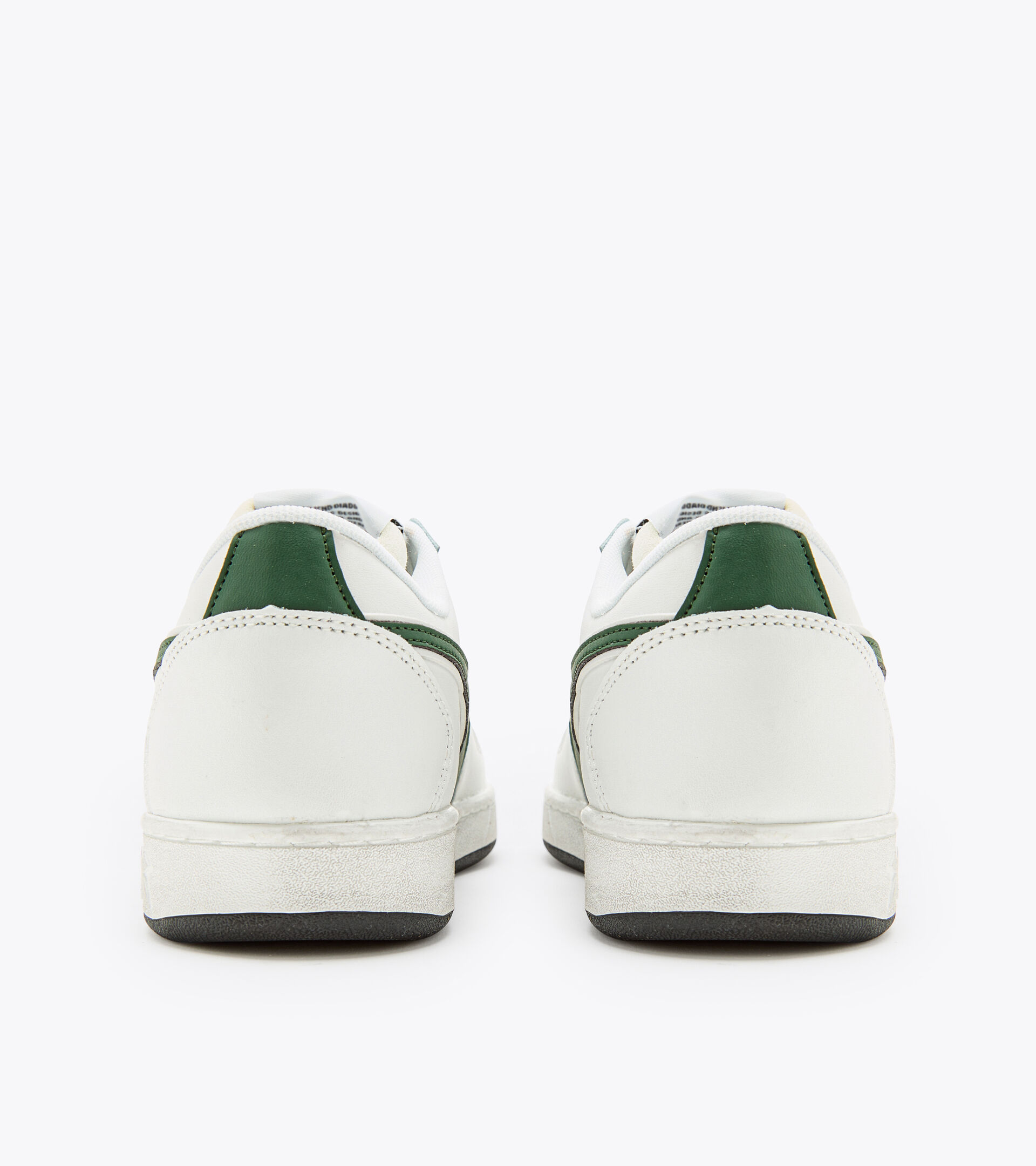 Sports shoes - Unisex MAGIC BASKET LOW ICONA WEISS/ETWAS BESSERE - Diadora