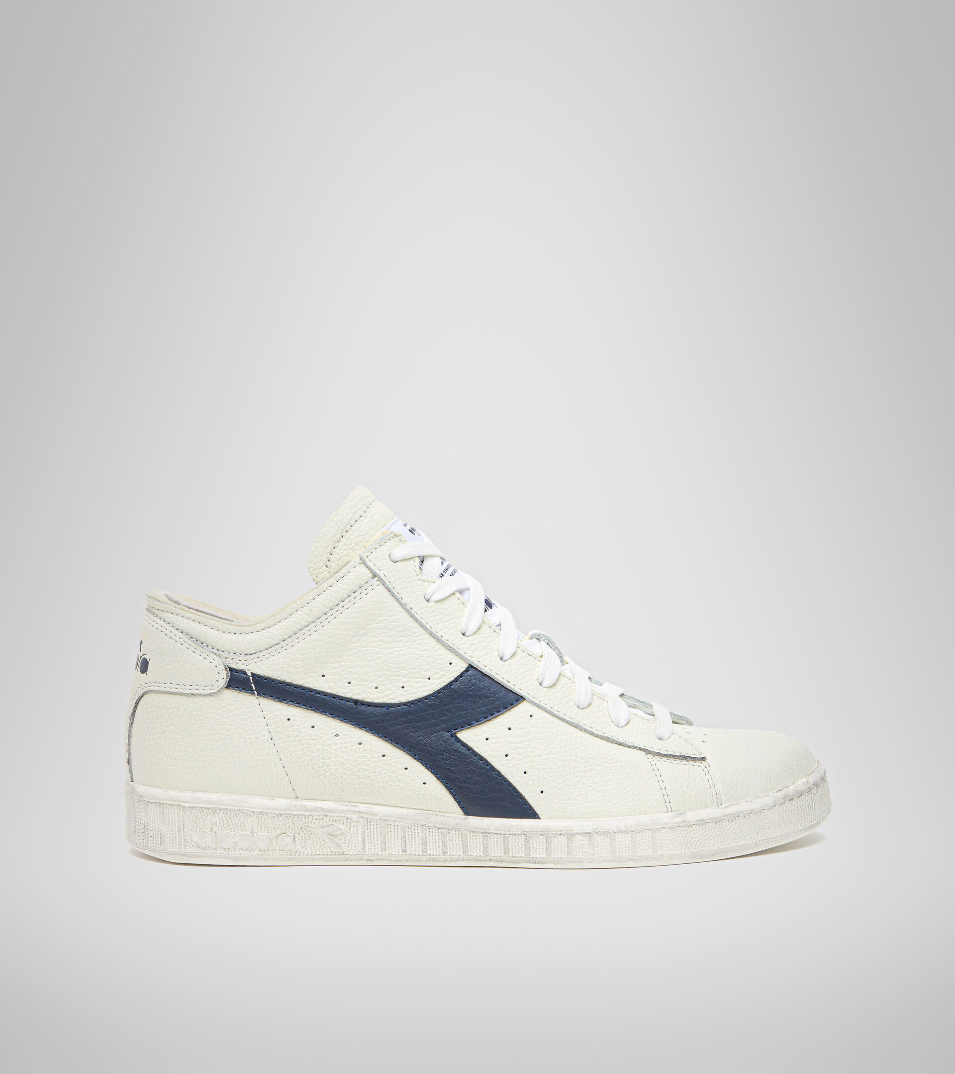Footwear Sportswear UNISEX GAME L WAXED ROW CUT BLANCO/UNIFORME AZUL Diadora