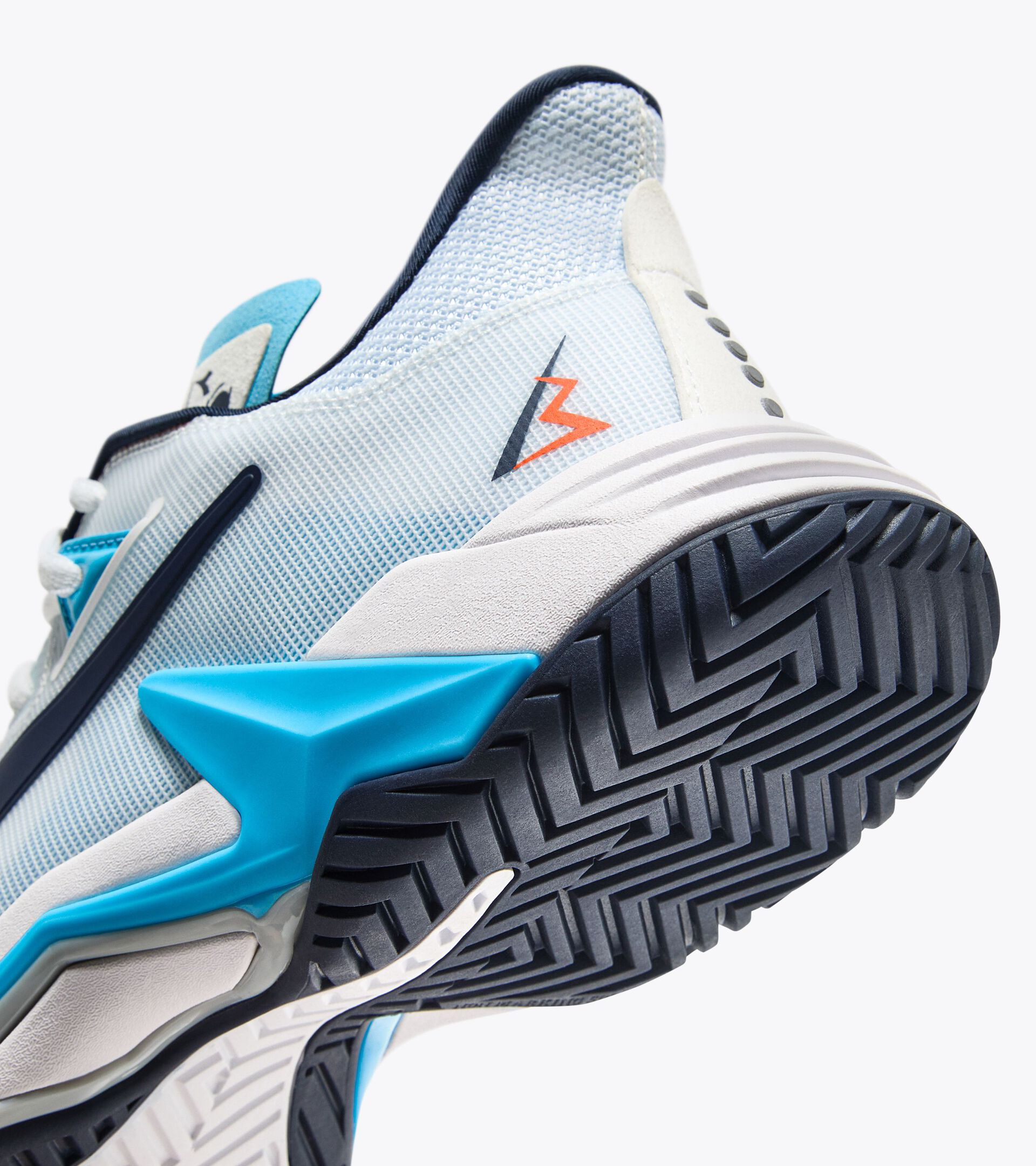 Tennis shoe for clay courts - Stability & control - Women’s
 B.ICON 3 CLAY WHITE/BLUE CORSAIR - Diadora