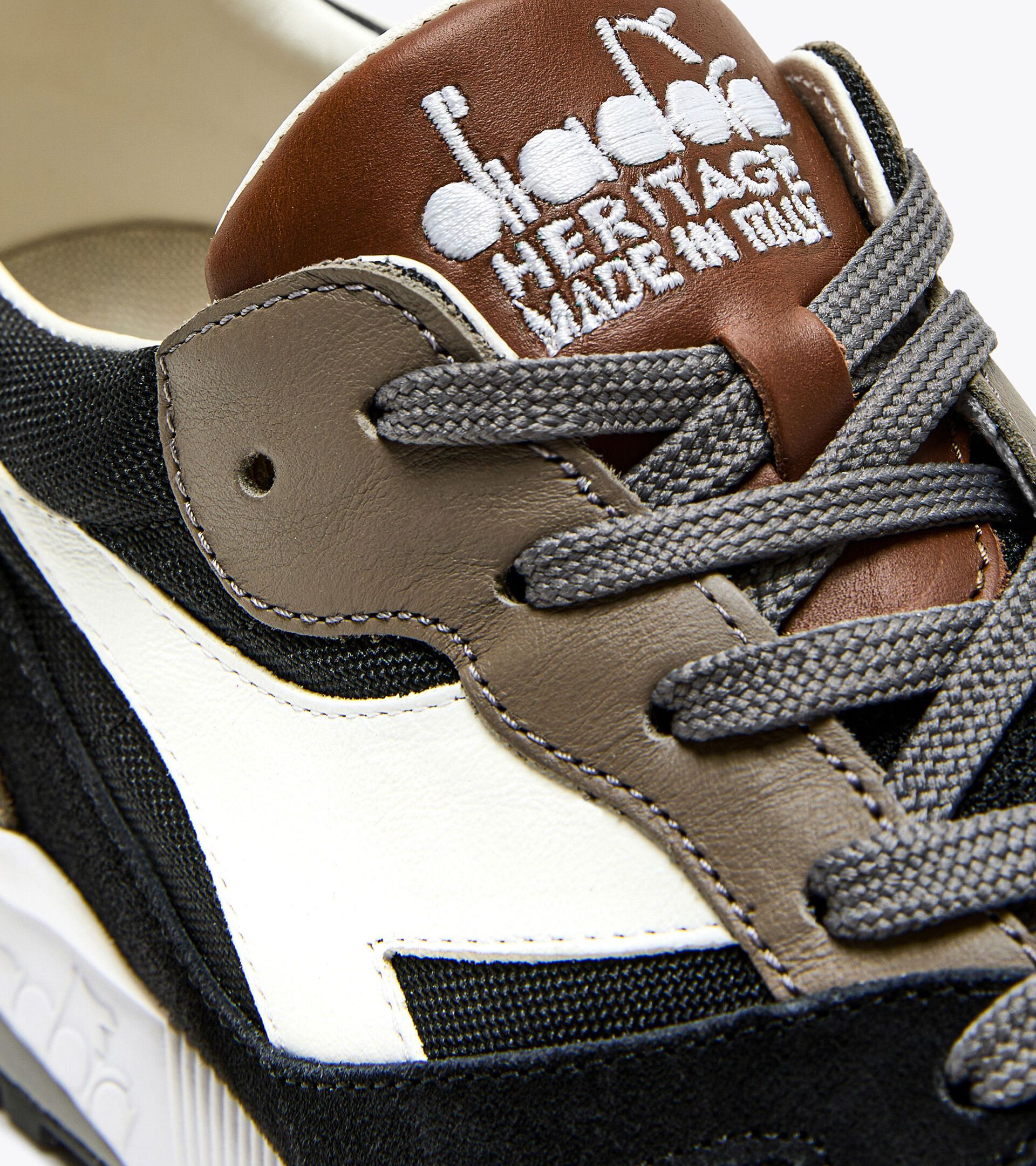 Heritage Shoe - Made in Italy - Men N9000 2030 ITALIA BLACK - Diadora