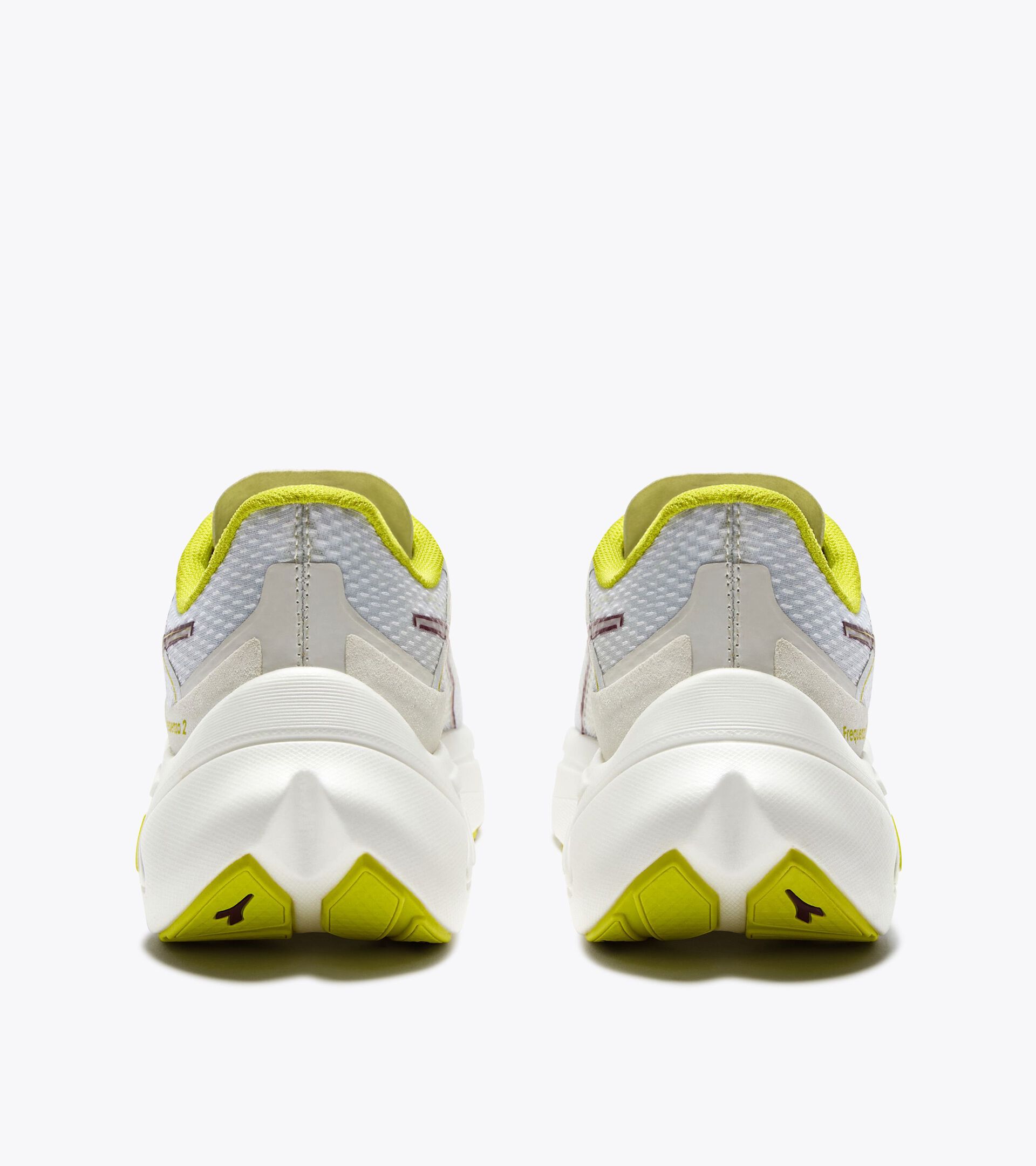 Running shoe - Lightness and reactivity - Women&rsquo;s FREQUENZA 2 W WHITE/GREEN SPRING - Diadora