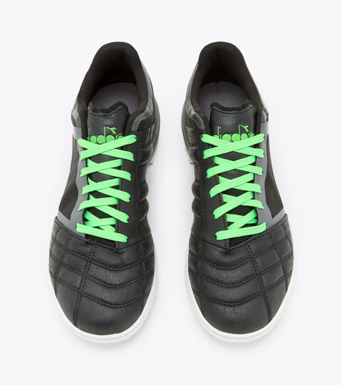 BRASIL SALA TF, NEGRO/VERDE FLUO Botas de fútbol sala para terrenos duros y césped artificial BRASIL SALA TF NEGRO/VERDE FLUO - Diadora