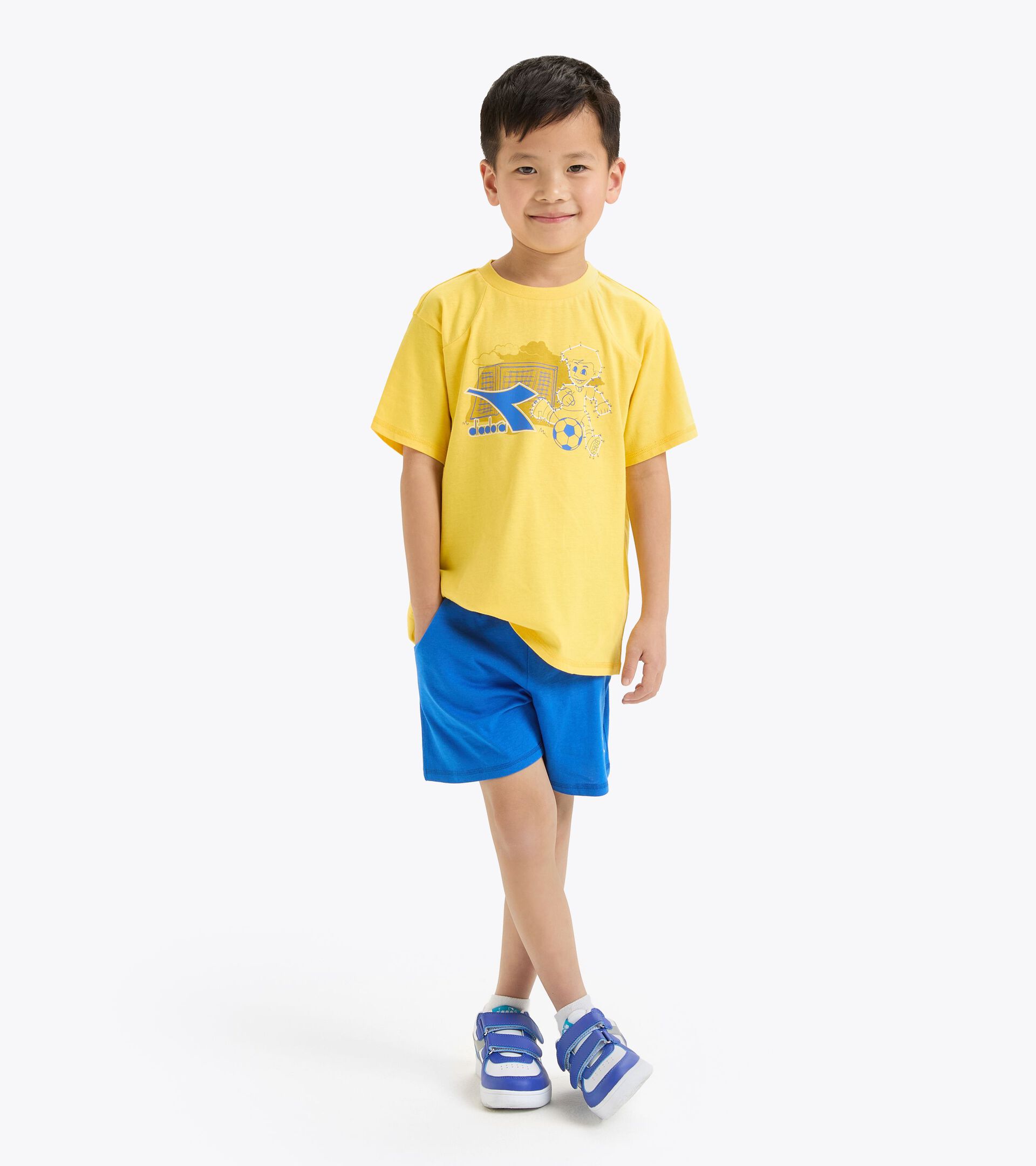 Conjunto deportivo - Camiseta y pantalones cortos - Niños y adolescentes
 JB. SET SS RIDDLE AMARILLO ALAMO TEMBLON OR - Diadora