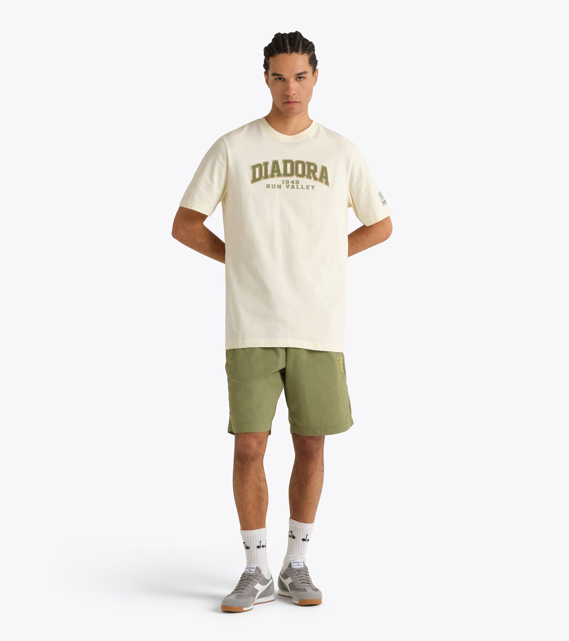 Camiseta de algod&oacute;n grueso - Run Valley - Para todos los g&eacute;neros
 T-SHIRT SS RUN VALLEY BLANCO INVIERNO - Diadora