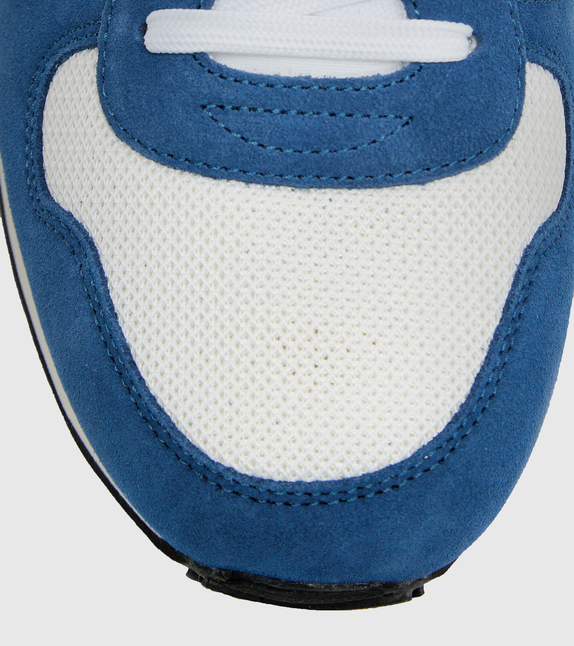 Sports shoe - Unisex CAMARO METAL WHITE/DUTCH BLUE - Diadora