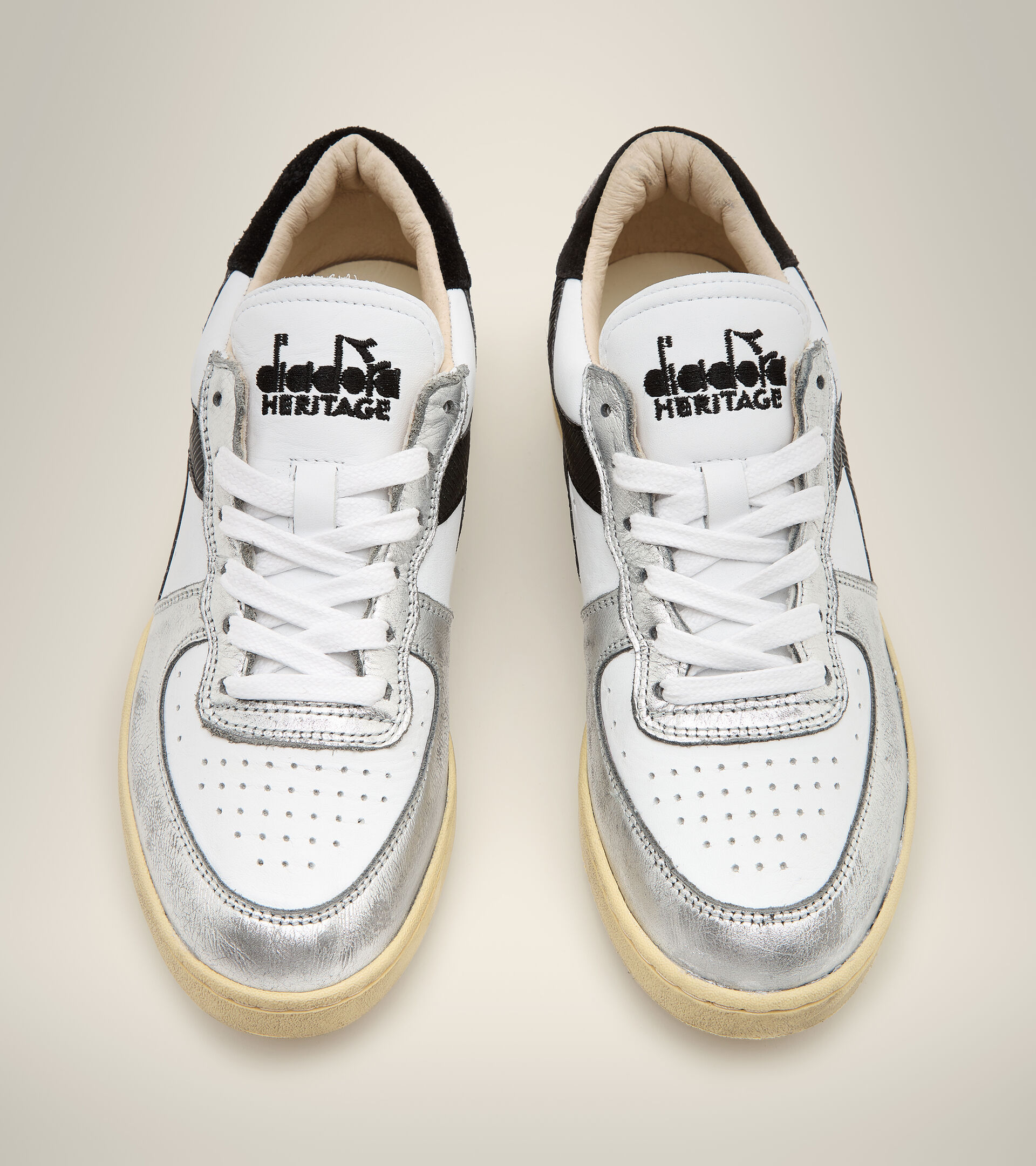 Heritage shoe - Unisex MI BASKET LOW METAL USED WHITE - Diadora