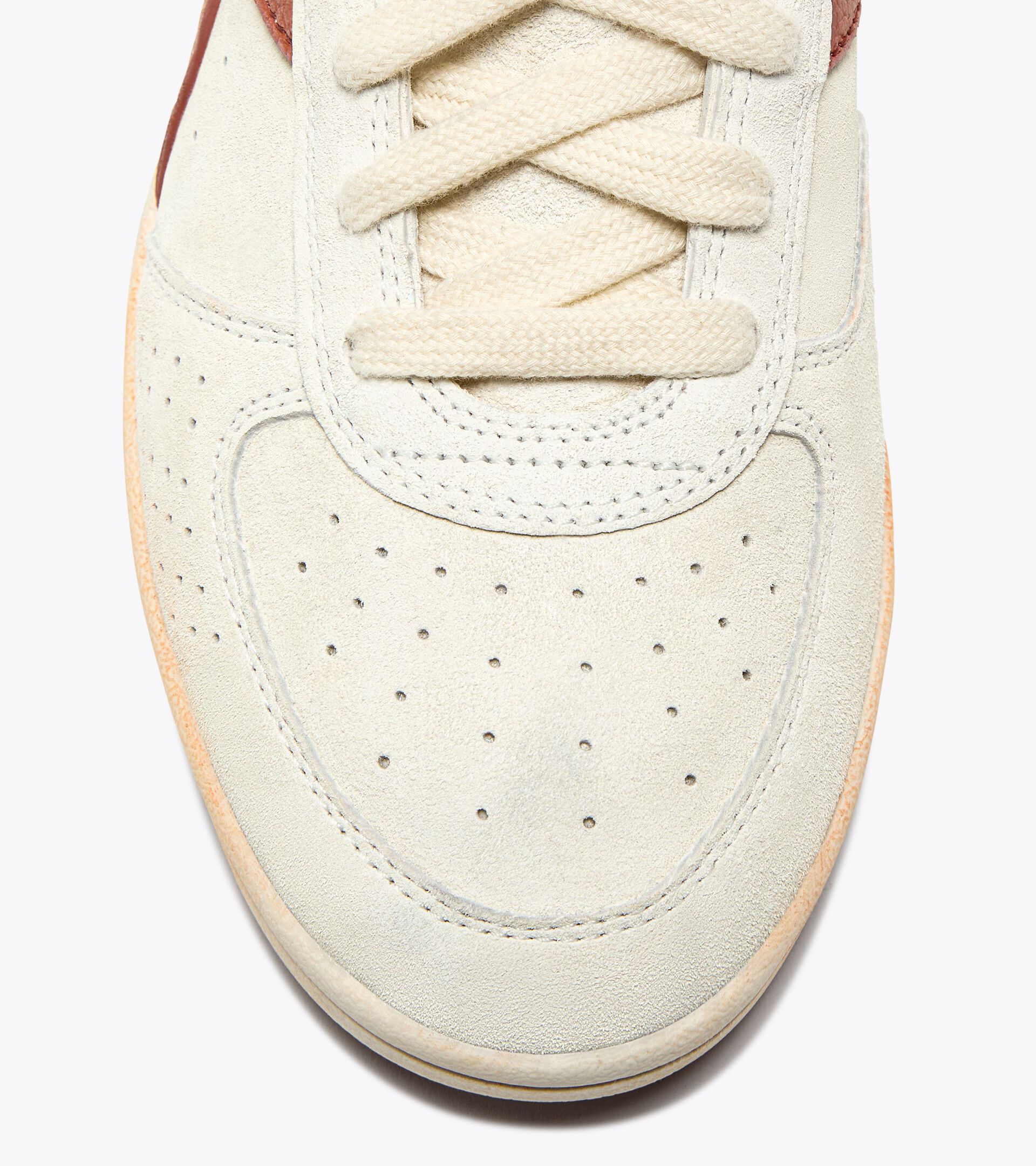 Heritage leather sneaker - All-gender
 B.ELITE ASCESA PRISTINE WHITE - Diadora