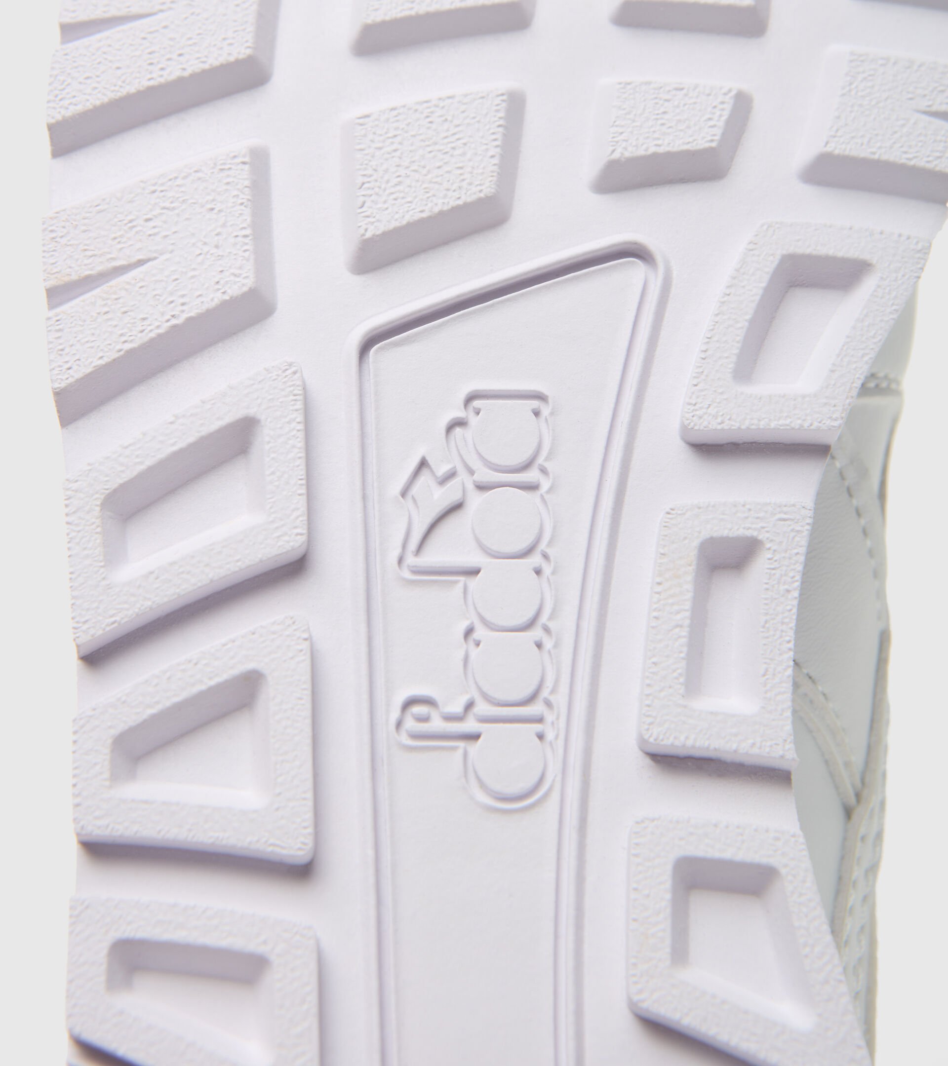 Sports shoe - Unisex N.92 L WHITE /WHITE - Diadora