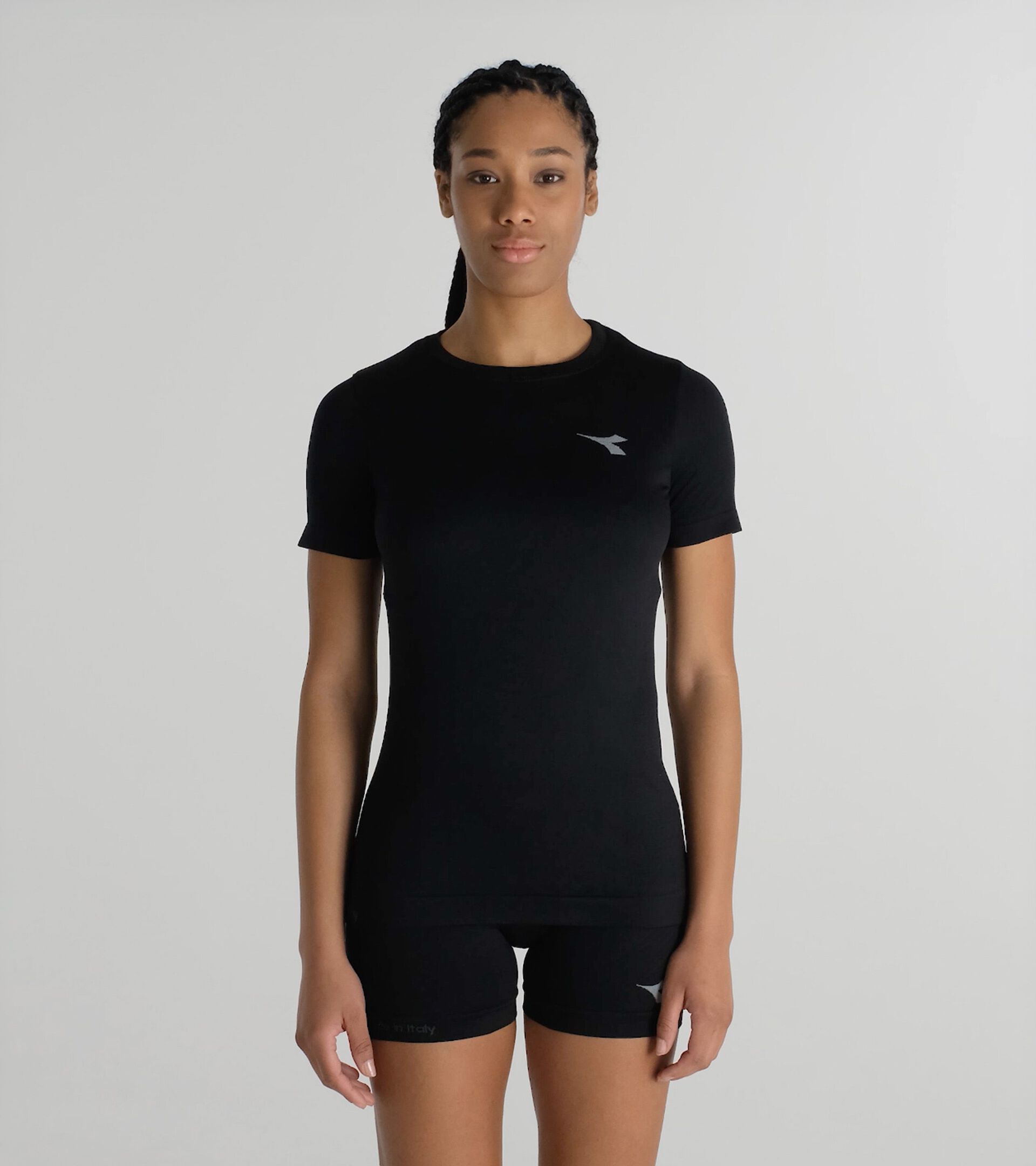 Technical t-shirt  for temperature control -  Running - Women&rsquo;s
 L. SS T-SHIRT STRATOUNO BLACK - Diadora