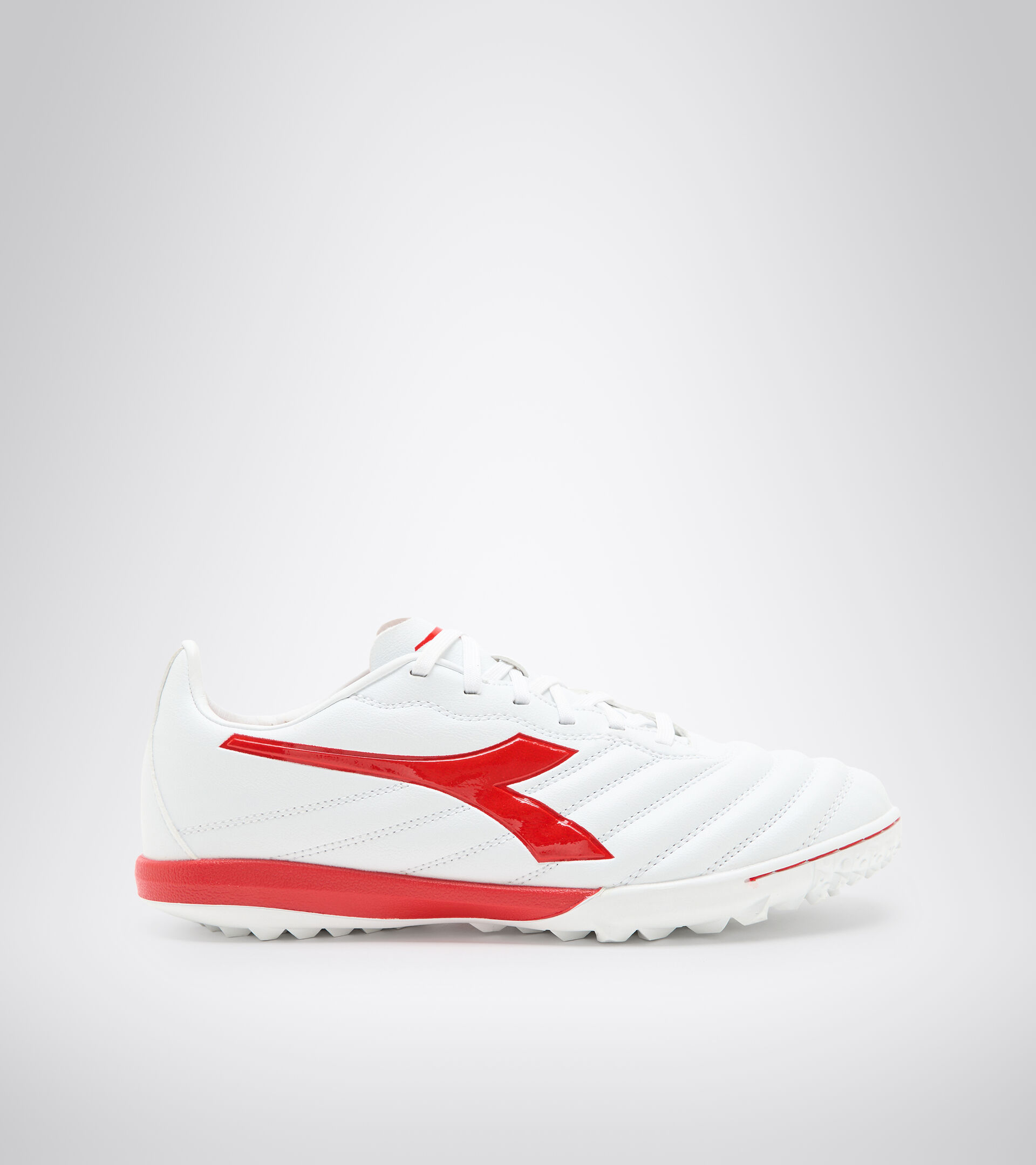 Chaussures de futsal pour terrains durs ou gazon synthétique BRASIL ELITE2 R TFR BLANC/ROUGE MILANO - Diadora