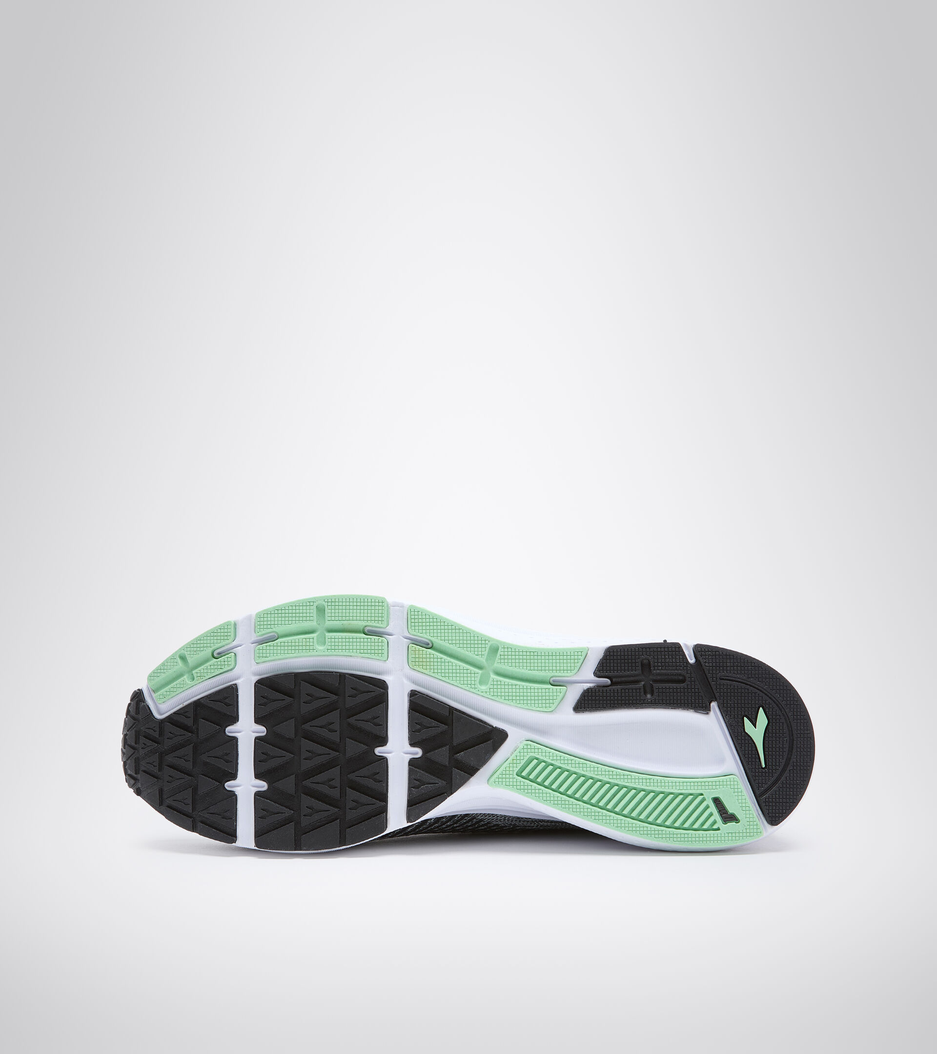Chaussures de sport - Femme PASSO W ARGENT/NOIR/VERT FRENE - Diadora