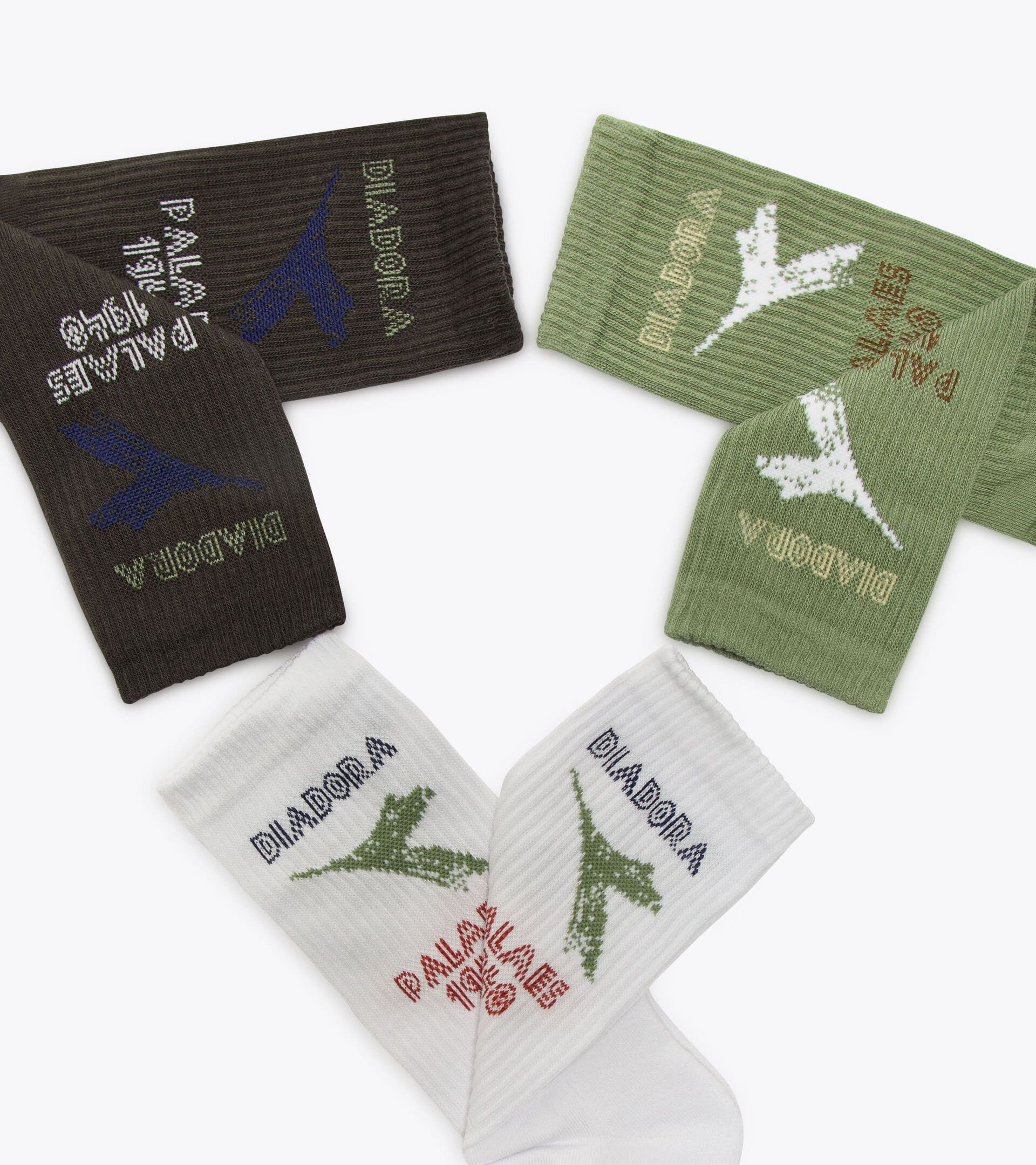 Set of socks - Made in Italy - All-gender
SOCKS 3PACK LEGACY BLK OYSTER /OPT. WHT/ENG IVY - Diadora
