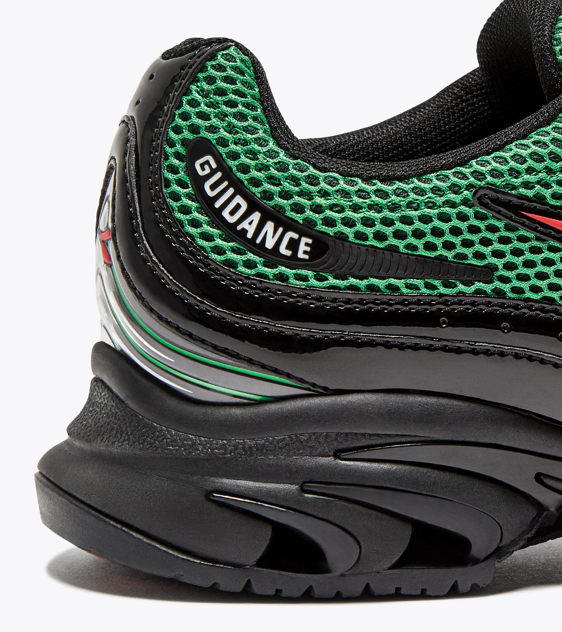 Sneaker sportiva - Per ogni genere MYTHOS 280 LACK OF GUIDANCE VERDE PRATO/NERO - Diadora