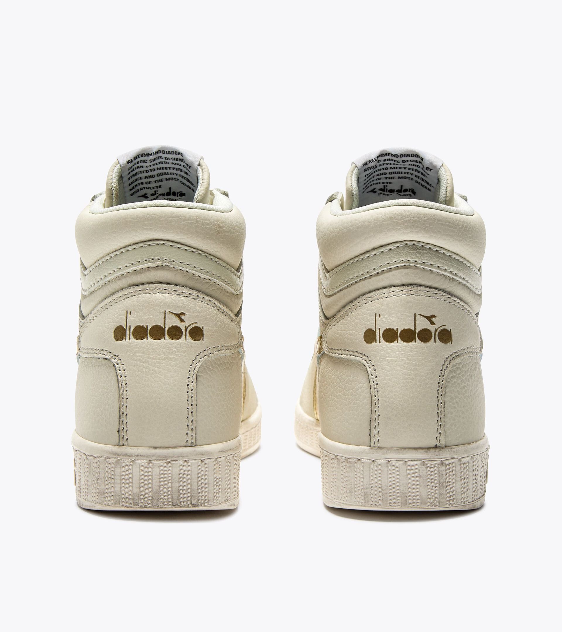 Sports shoes - Women GAME L HIGH WAXED METAL WN WHITE/GOLD - Diadora