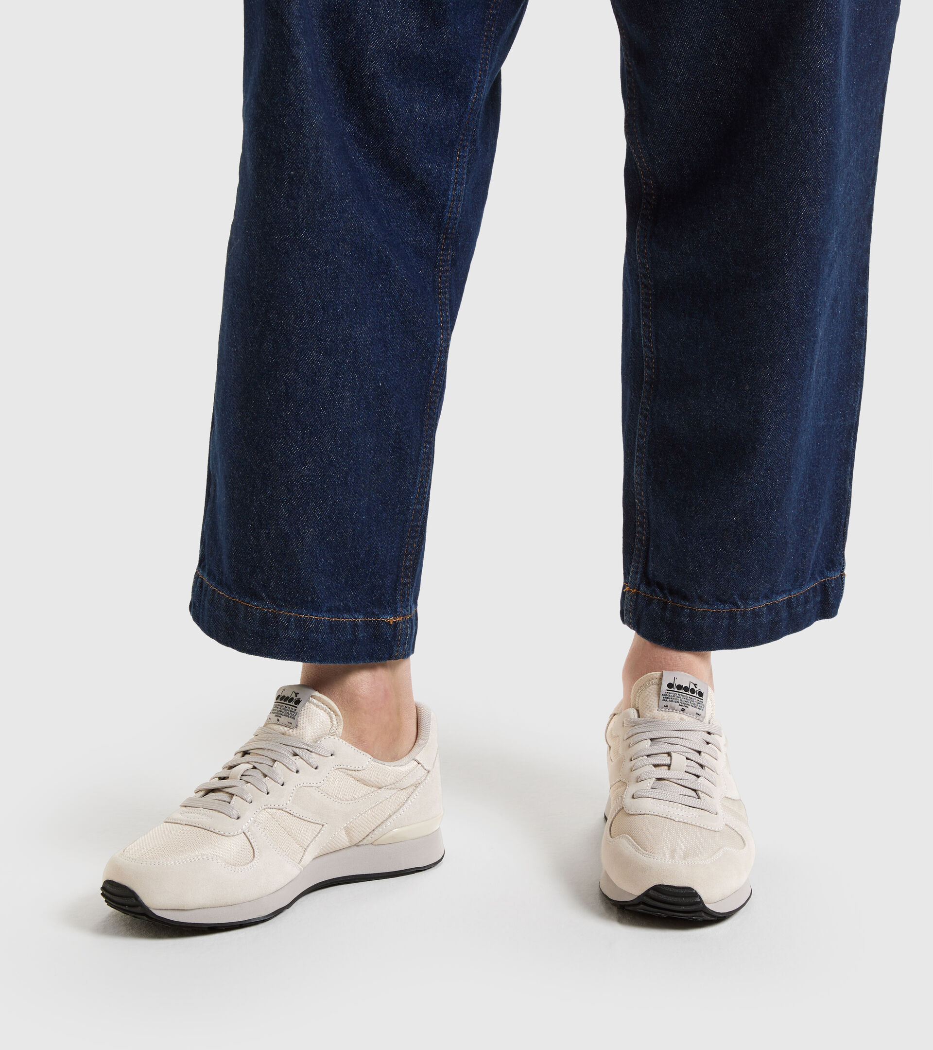 Sportswear shoes - Unisex CAMARO MANIFESTO BIRCH BEIGE - Diadora