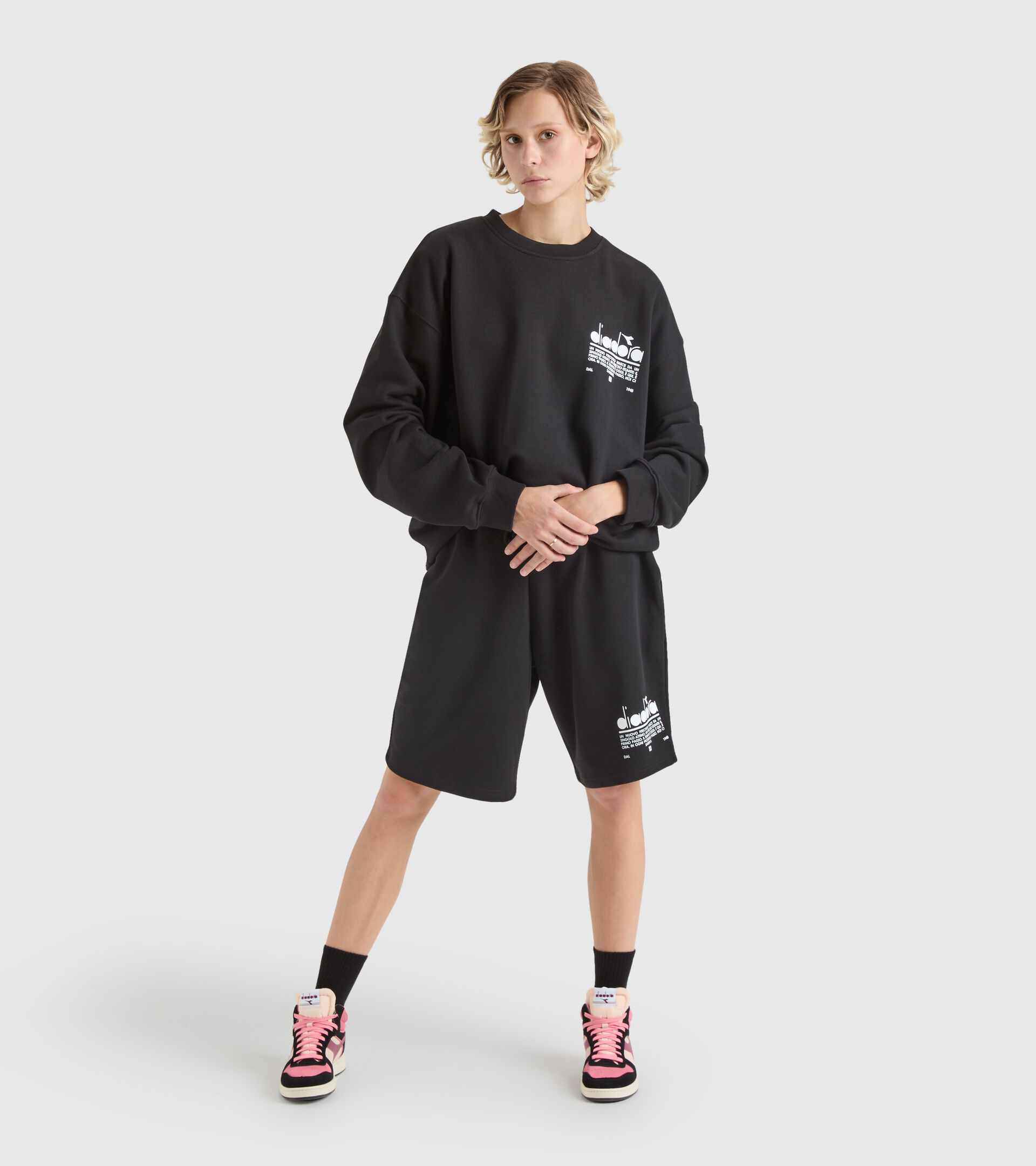 Sweat-shirt en coton - Unisexe SWEATSHIRT CREW MANIFESTO NOIR - Diadora