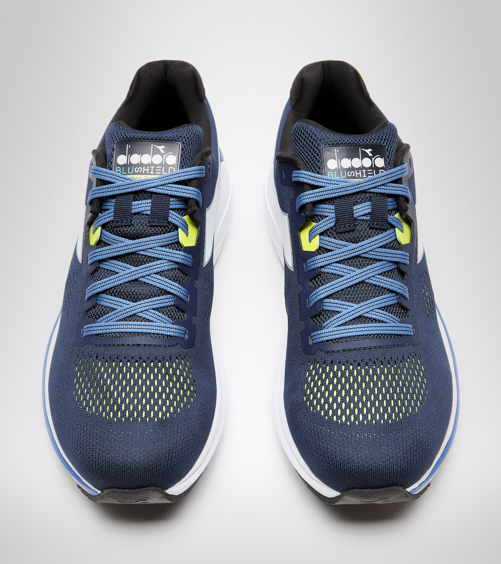 Running shoes - Men MYTHOS BLUSHIELD 7 VORTICE BLACK IRIS/WHITE/NEON YELLOW - Diadora