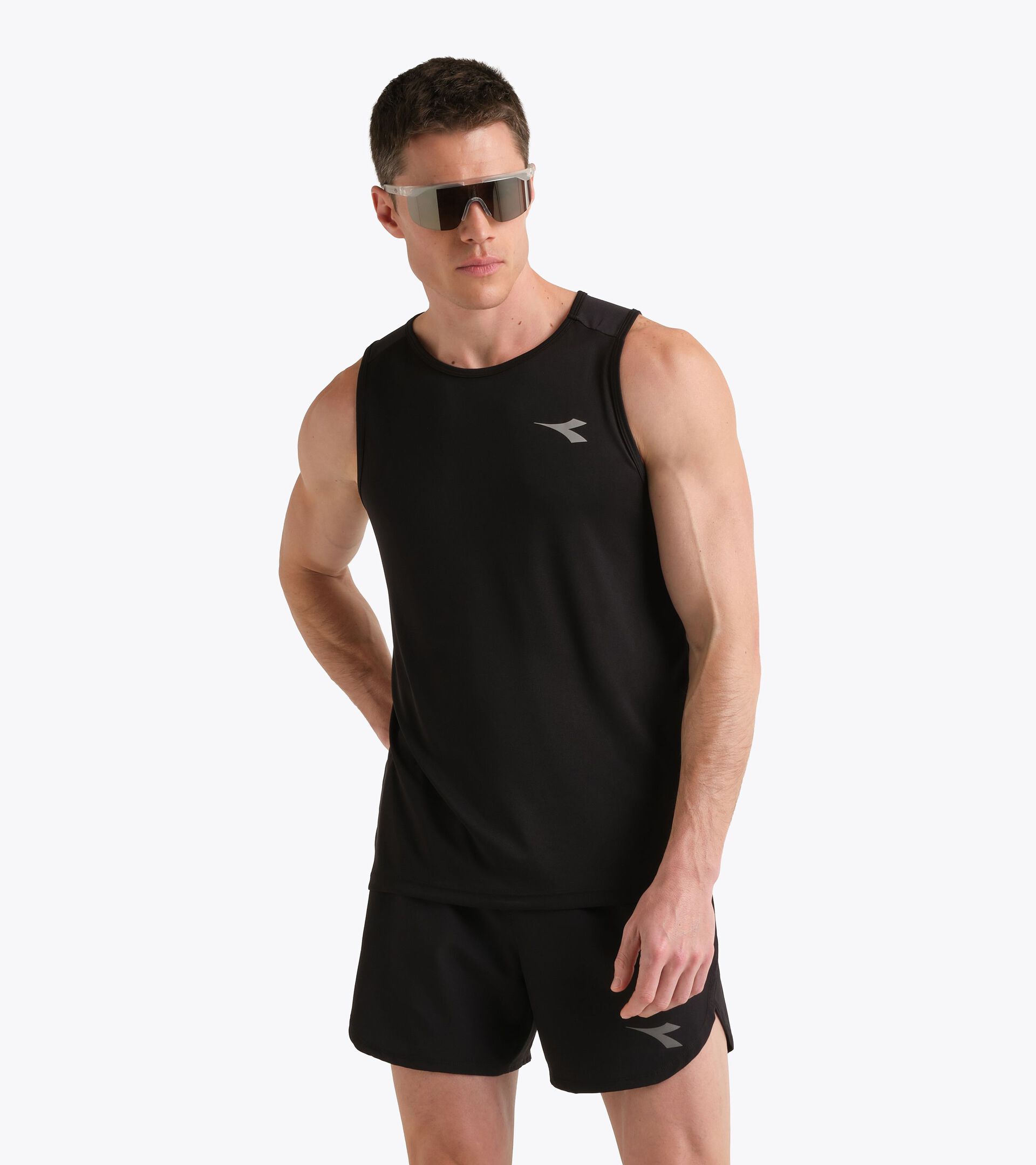 D&eacute;bardeur de running  - Homme
 TANK NOIR - Diadora