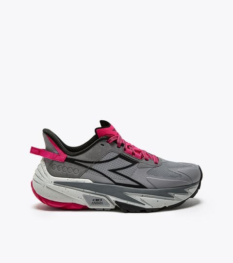 Chaussures de Trail Running – Femme EQUIPE SESTRIERE-XT W GRIS ALLIAGE/NR/ROUGE RUBIS C - Diadora