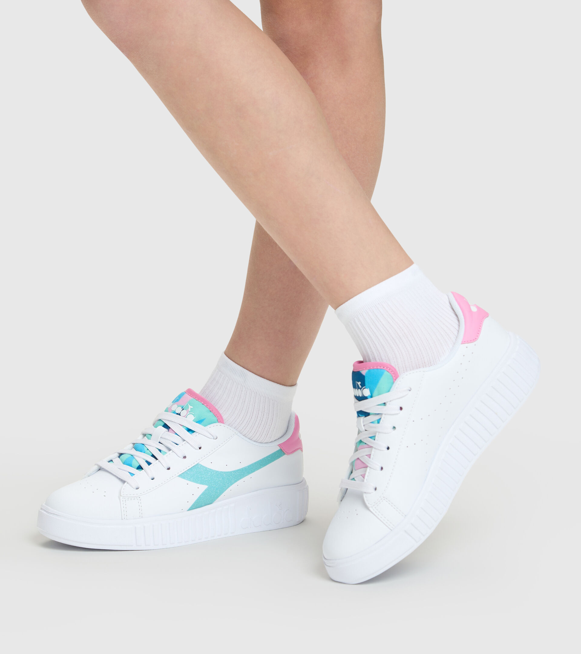 Sports shoes - Junior 8-16 years GAME STEP WONDERLAND GS WHITE/FUCHSIA PINK - Diadora