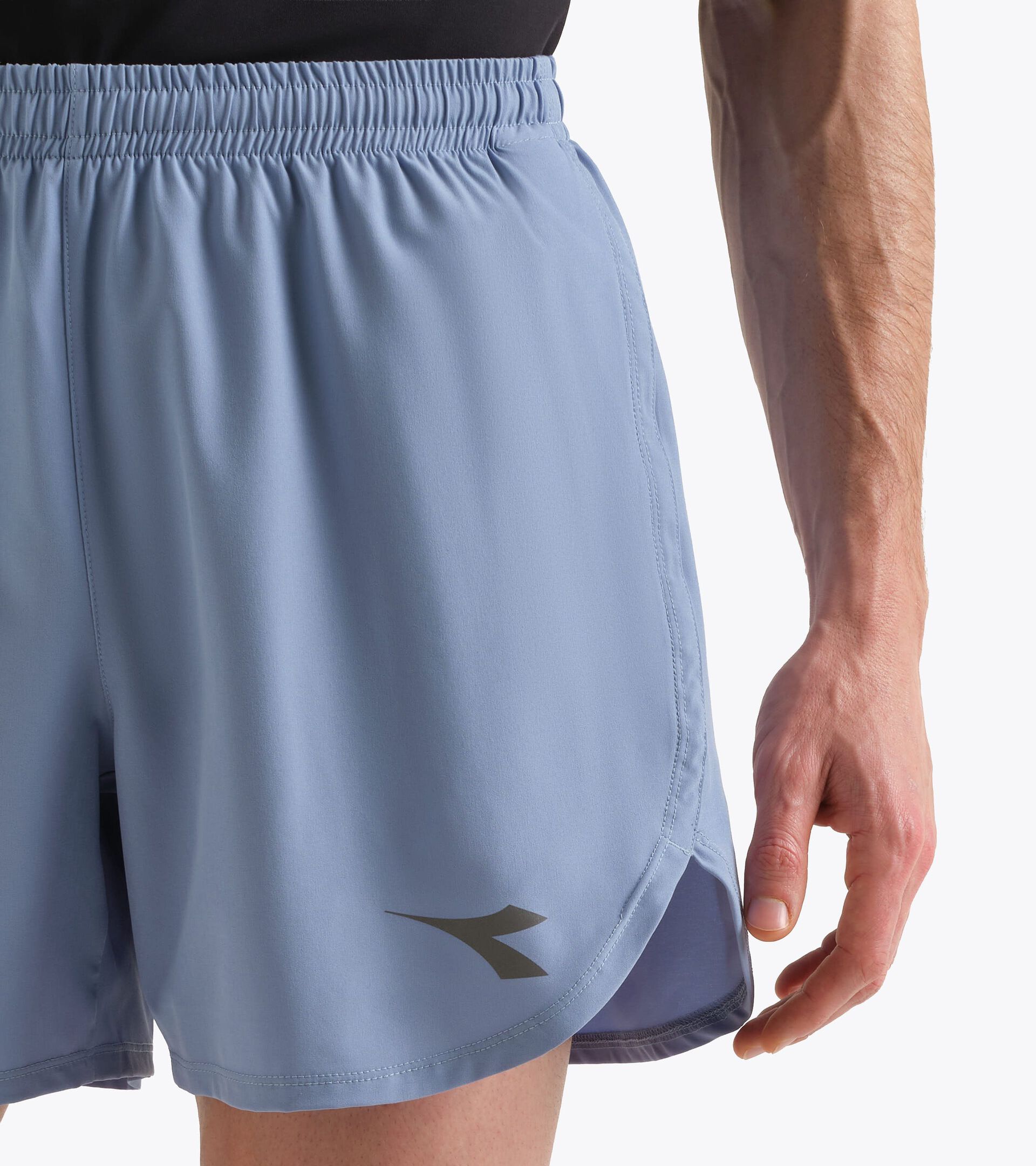 Short de running 5&rsquo;&rsquo; - Homme
 SHORTS 5 CIEL SANS FIN - Diadora