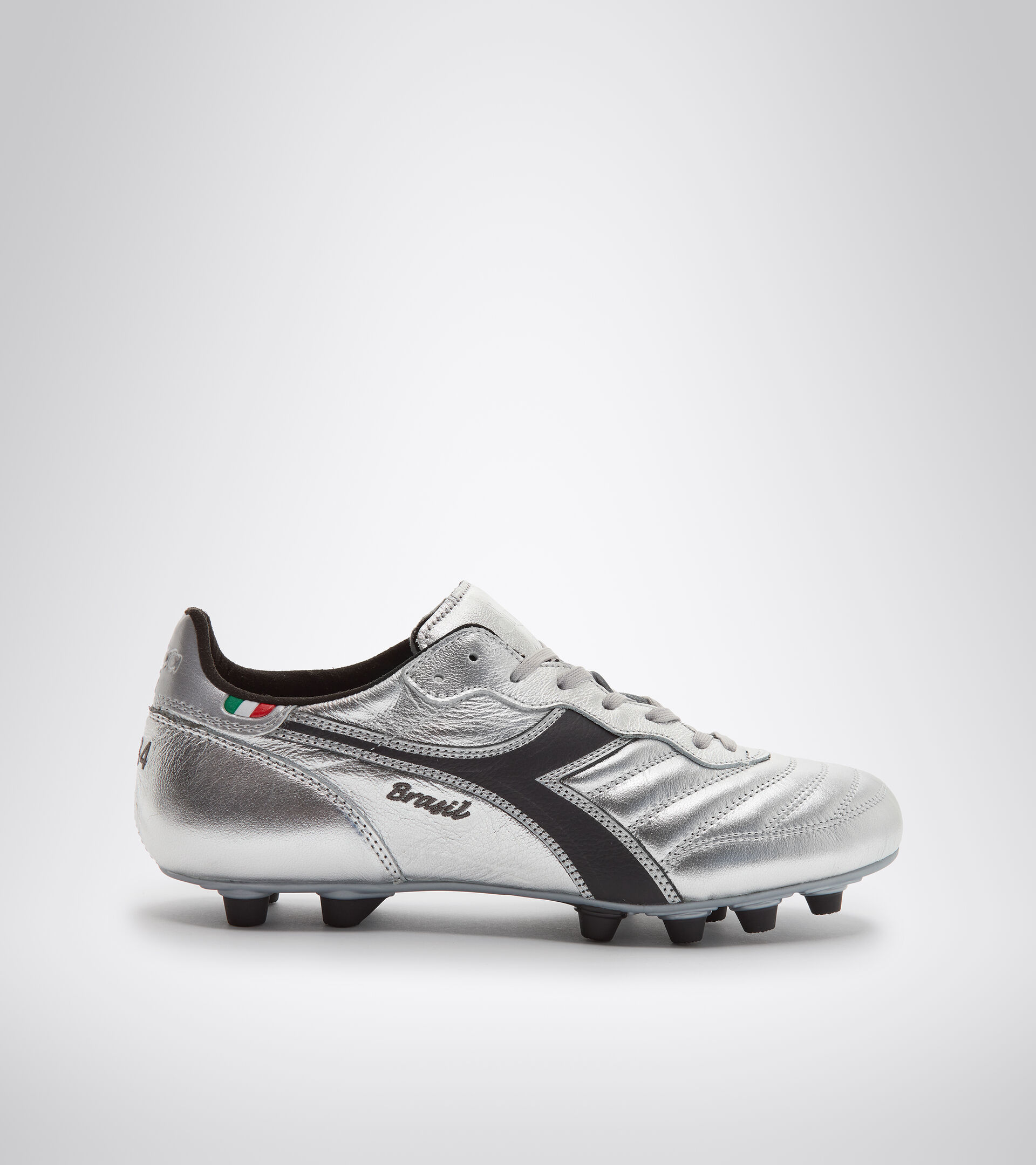 diadora football boots