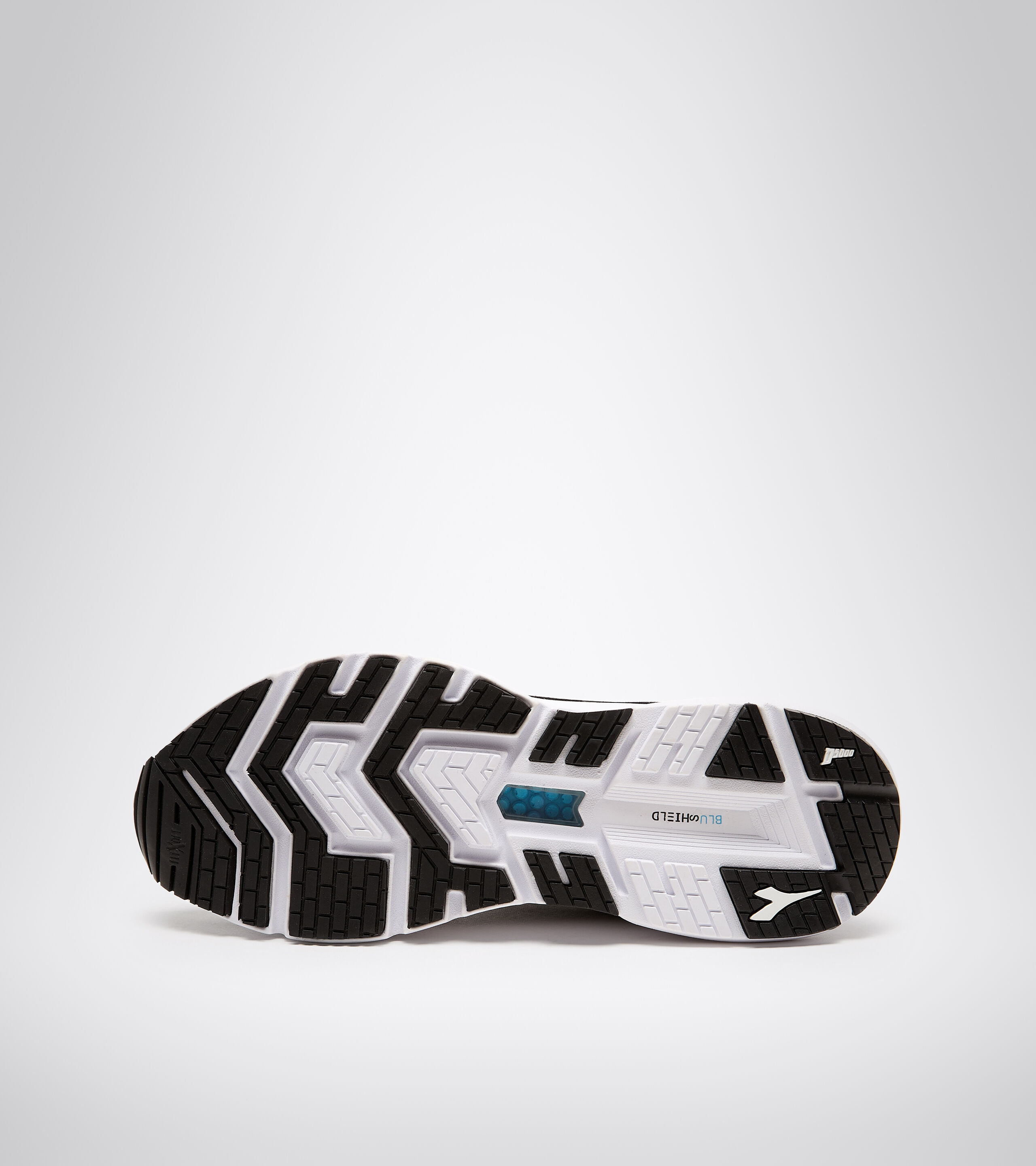 diadora blushield mythos 2