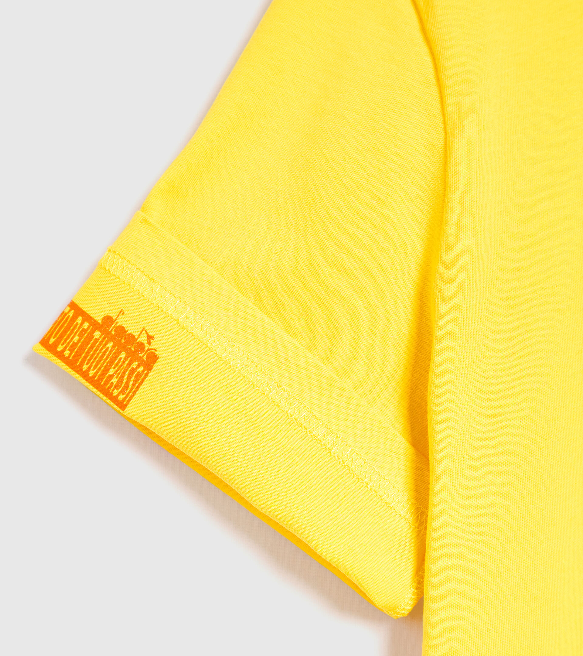 Organic cotton t-shirt - Unisex T-SHIRT SS MANIFESTO YELLOW LENS - Diadora