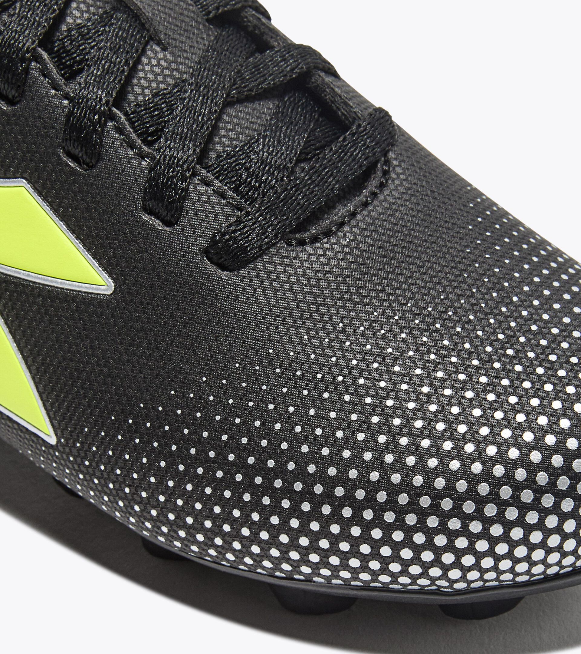 Calcio boots for hard ground - Junior PICHICHI 7 MD JR BLACK/YELLOW FL DD/SILVER - Diadora