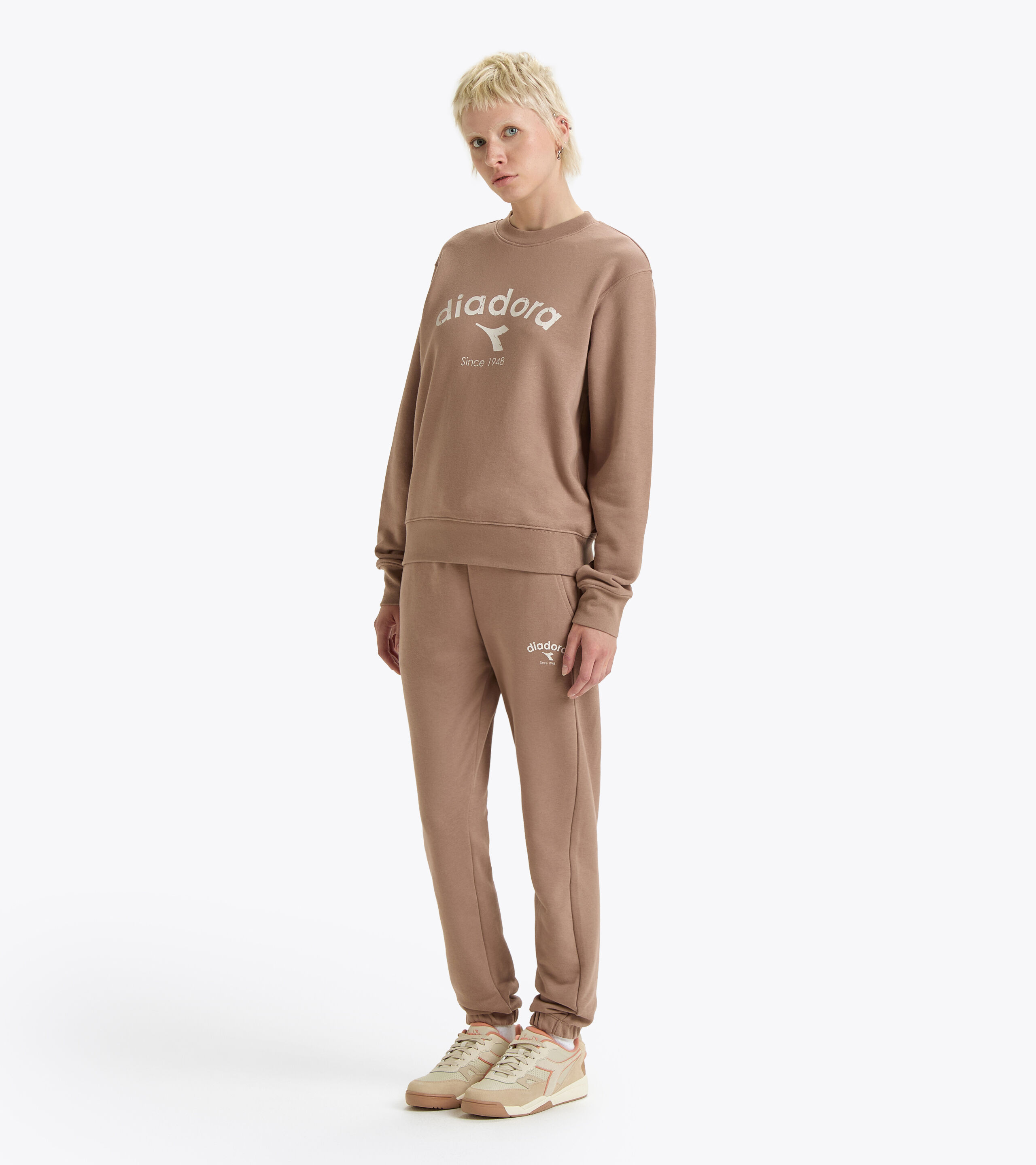 Women tracksuits online sale