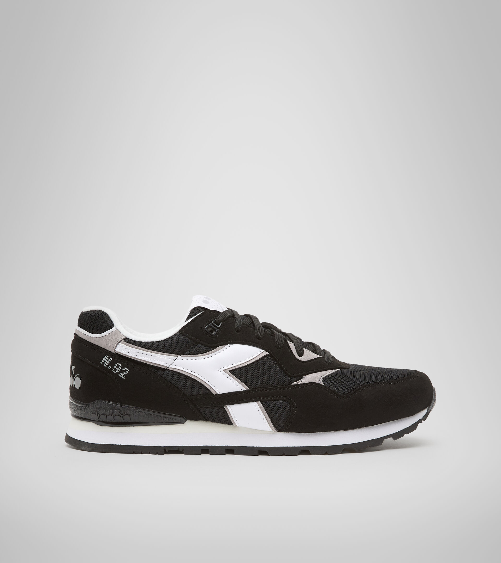 Trainer - Men N.92 BLACK - Diadora