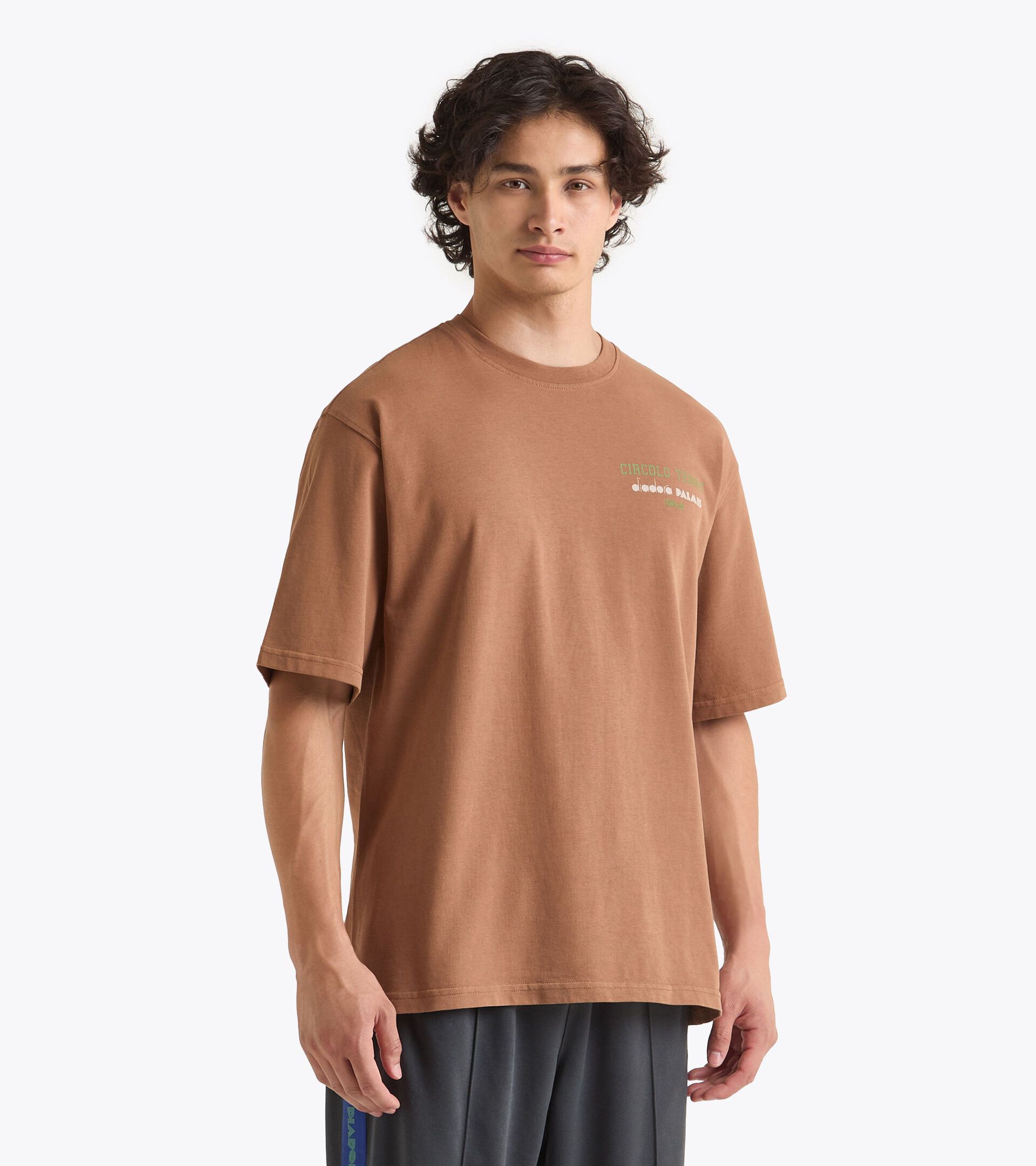 Camiseta Legacy con estampado de archivo - Para todos los géneros T-SHIRT SS LEGACY II TREPADOR - Diadora