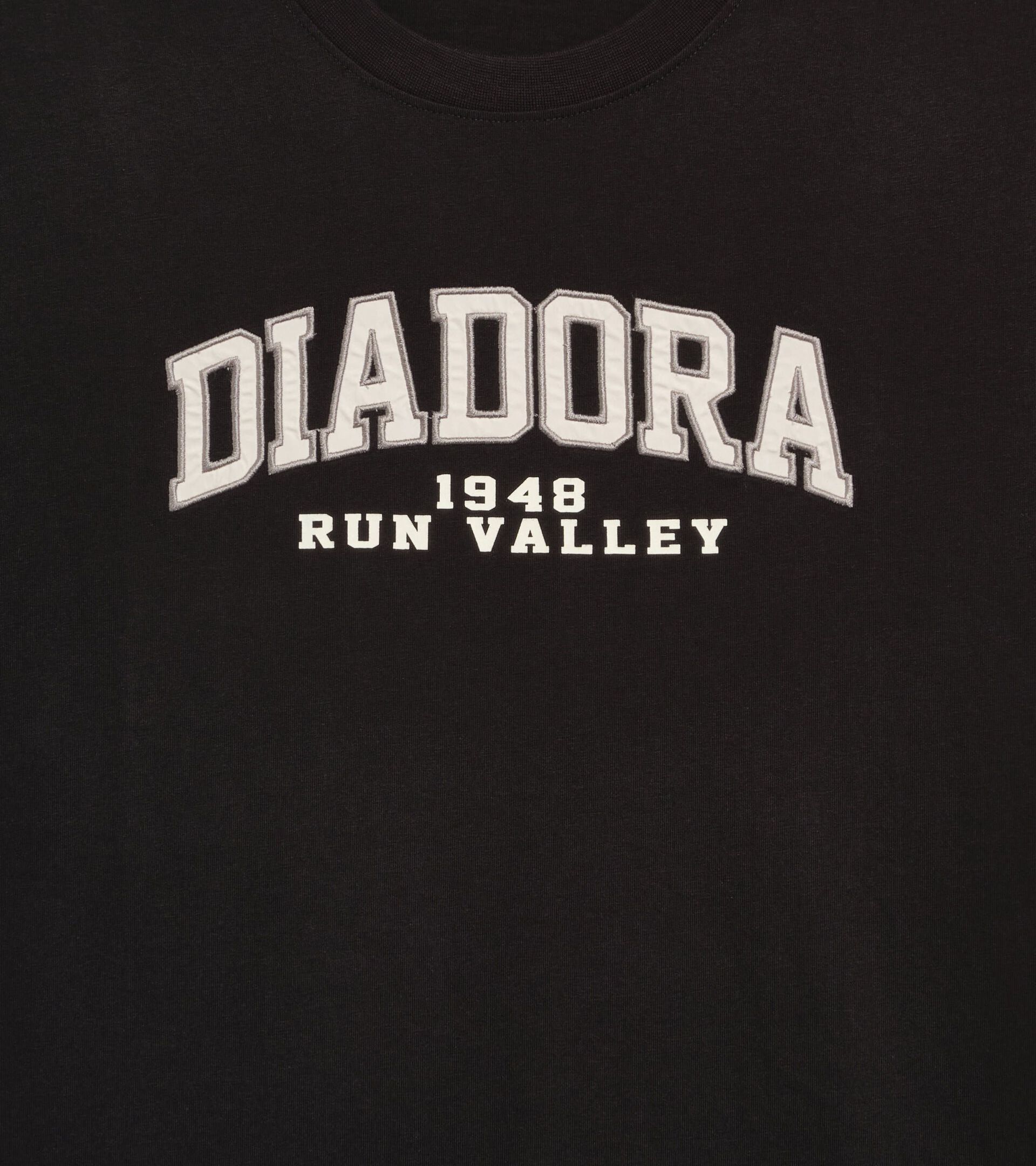 Camiseta de algod&oacute;n grueso - Run Valley - Para todos los g&eacute;neros
 T-SHIRT SS RUN VALLEY NEGRO - Diadora