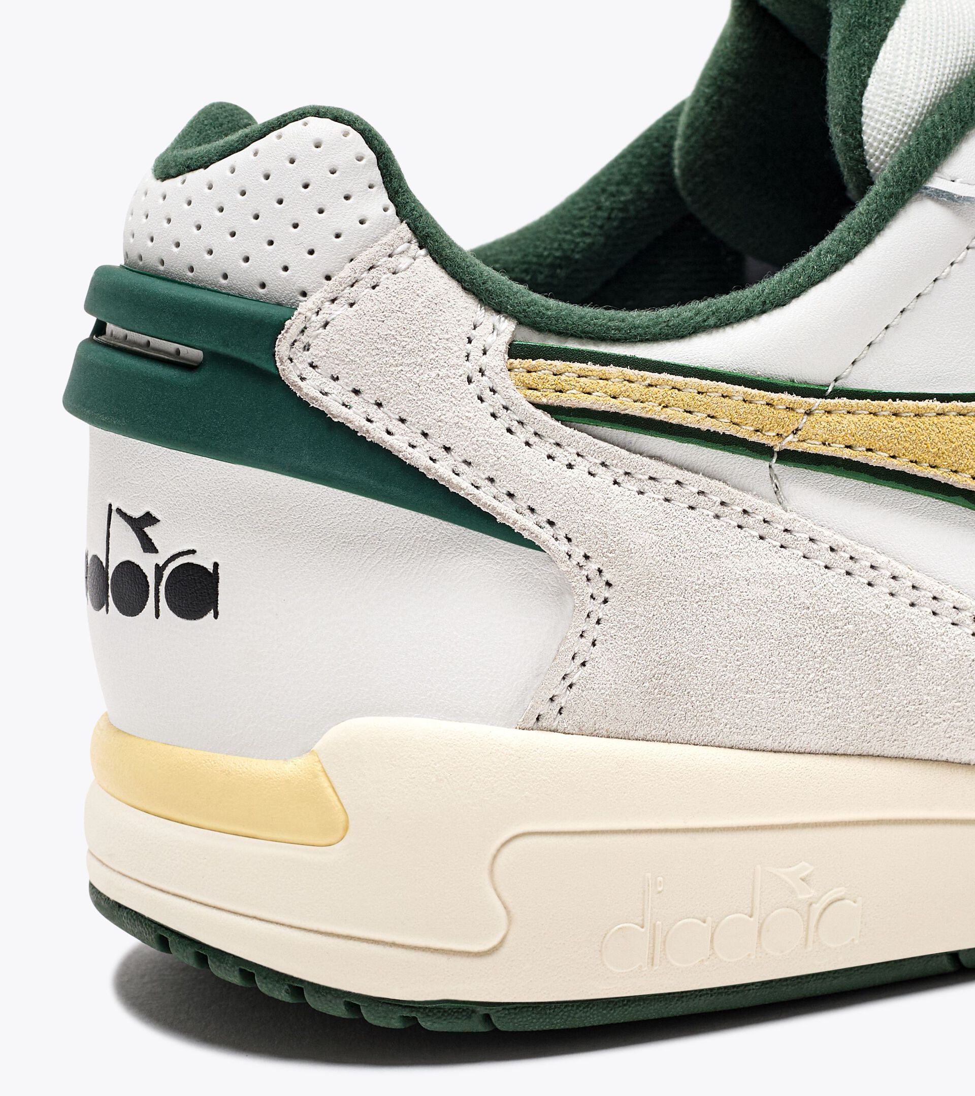 Sporty sneakers - All-Gender WINNER SL WHITE/GREENER PASTURES - Diadora