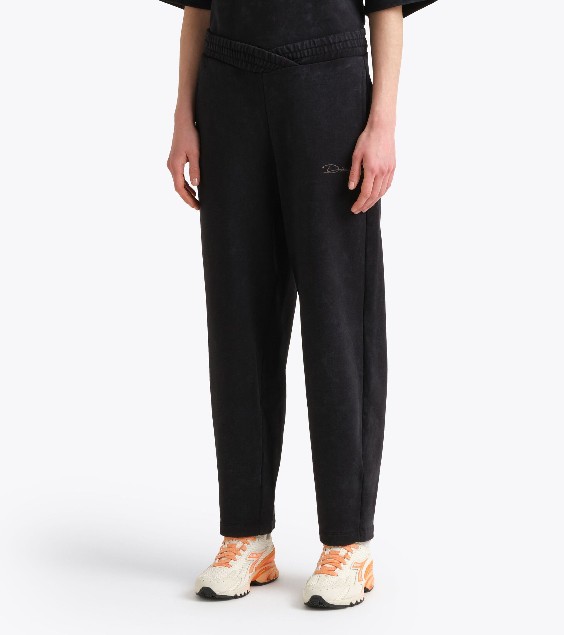 Jogger style r&eacute;tro - Coupe slim - Femme
 L. JOGGER PANTS AVENUE LAB ANTHRACITE - Diadora