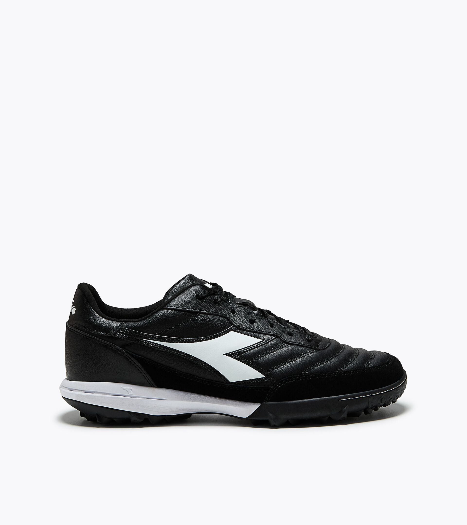 Chaussures de football pour terrains synth&eacute;tiques - Homme BRASIL CALCETTO TF NOIR/BLANC - Diadora