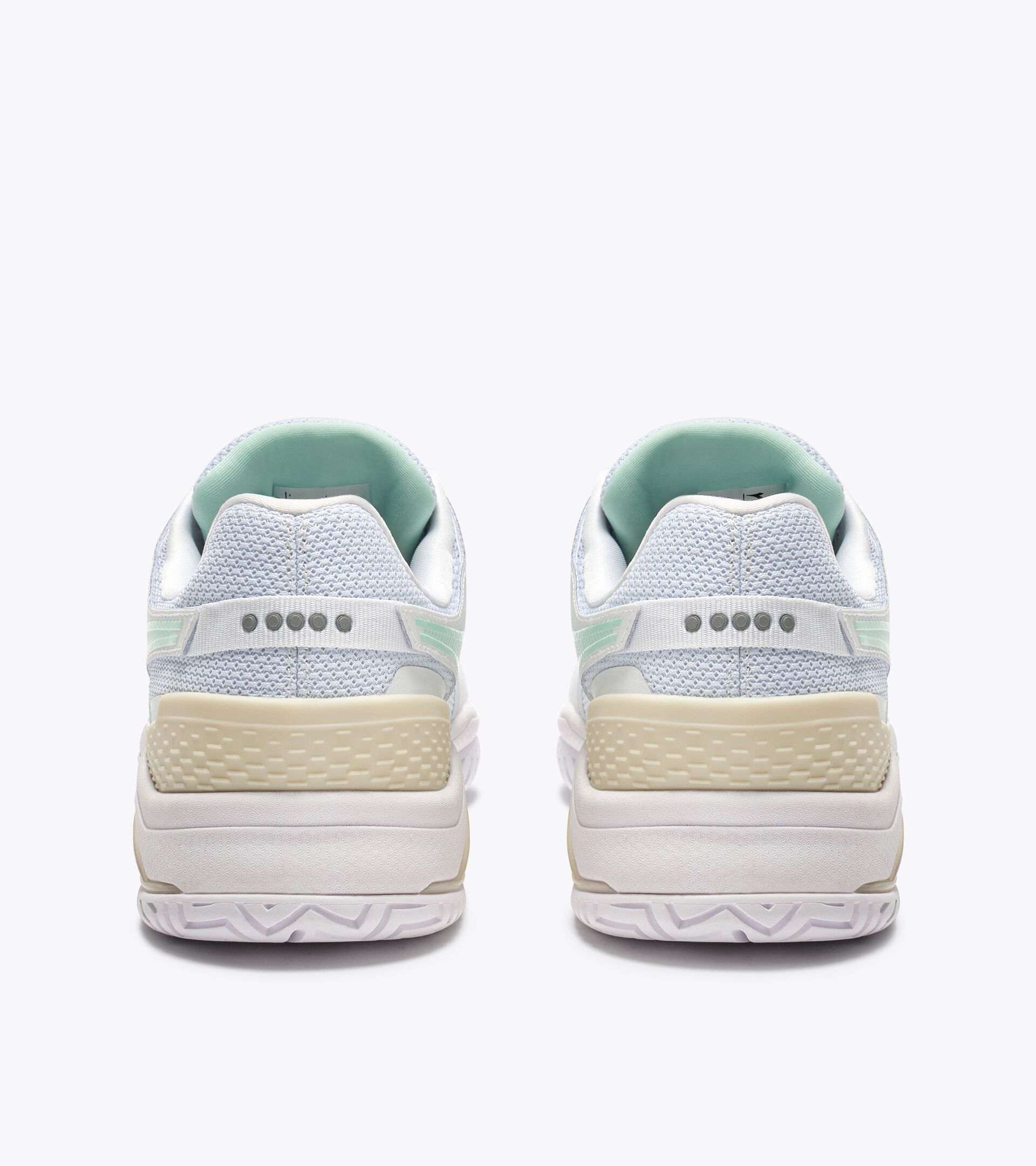 Tennis shoe for hard surfaces and clay courts -  Protection and cushioning - Women&rsquo;s BLUSHIELD TORNEO 3 W AG WHITE/BAY - Diadora