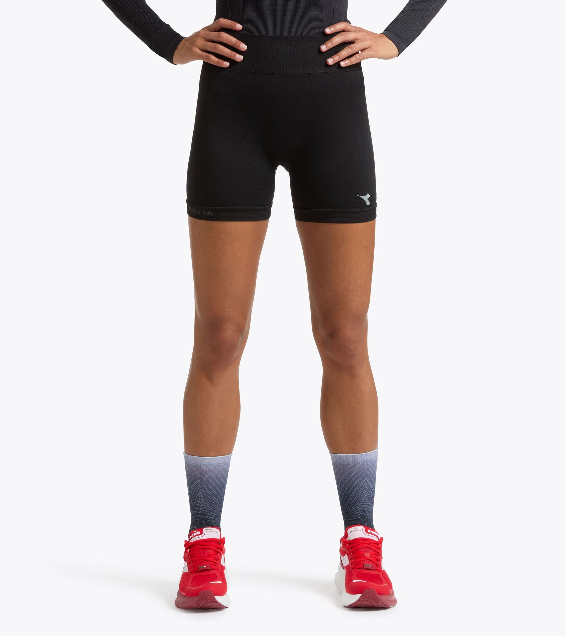 Pantalones cortos t&eacute;cnicos para termorregulaci&oacute;n -  Running - Mujer L. SHORTER STRATOUNO NEGRO - Diadora