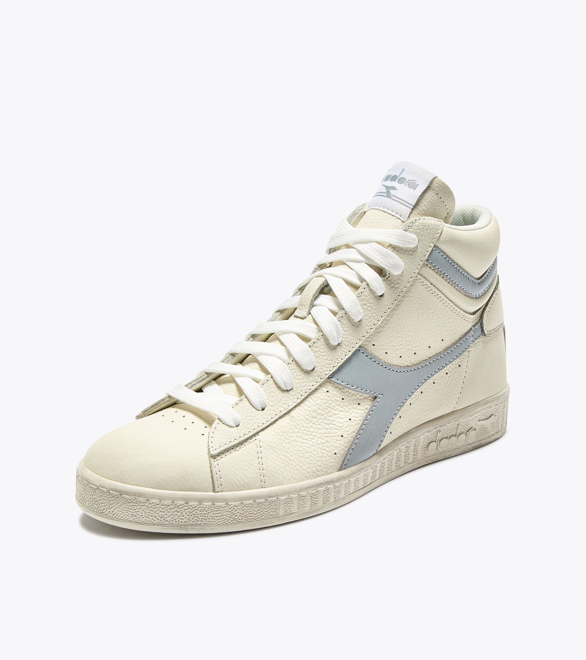Sporty sneakers - All-Gender GAME L HIGH WAXED WHITE/HIGH RISE - Diadora