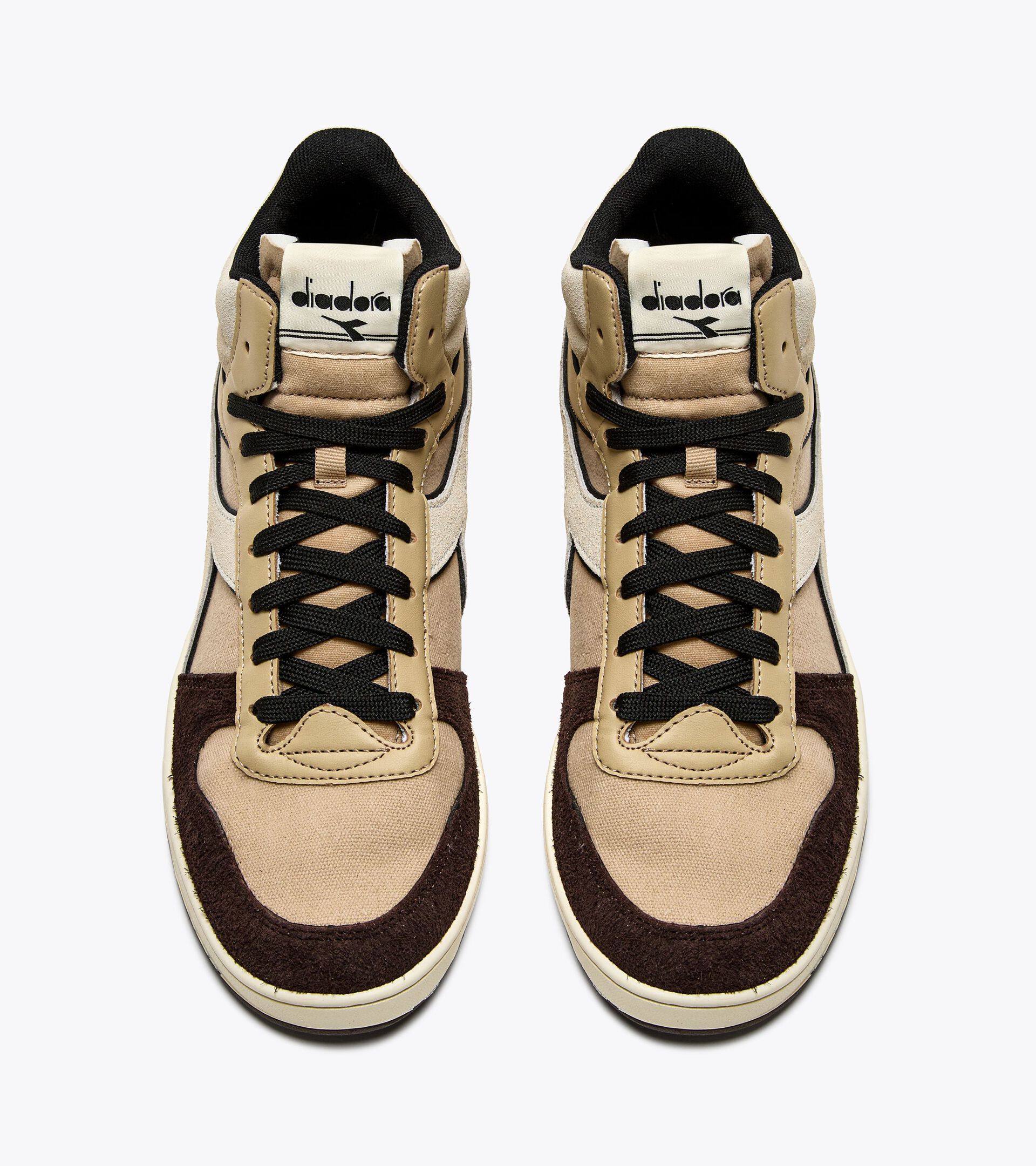 Sporty sneakers - Gender neutral MAGIC BASKET DEMI TREATED PERSIMMON BEIGE/BROWN JAVA - Diadora