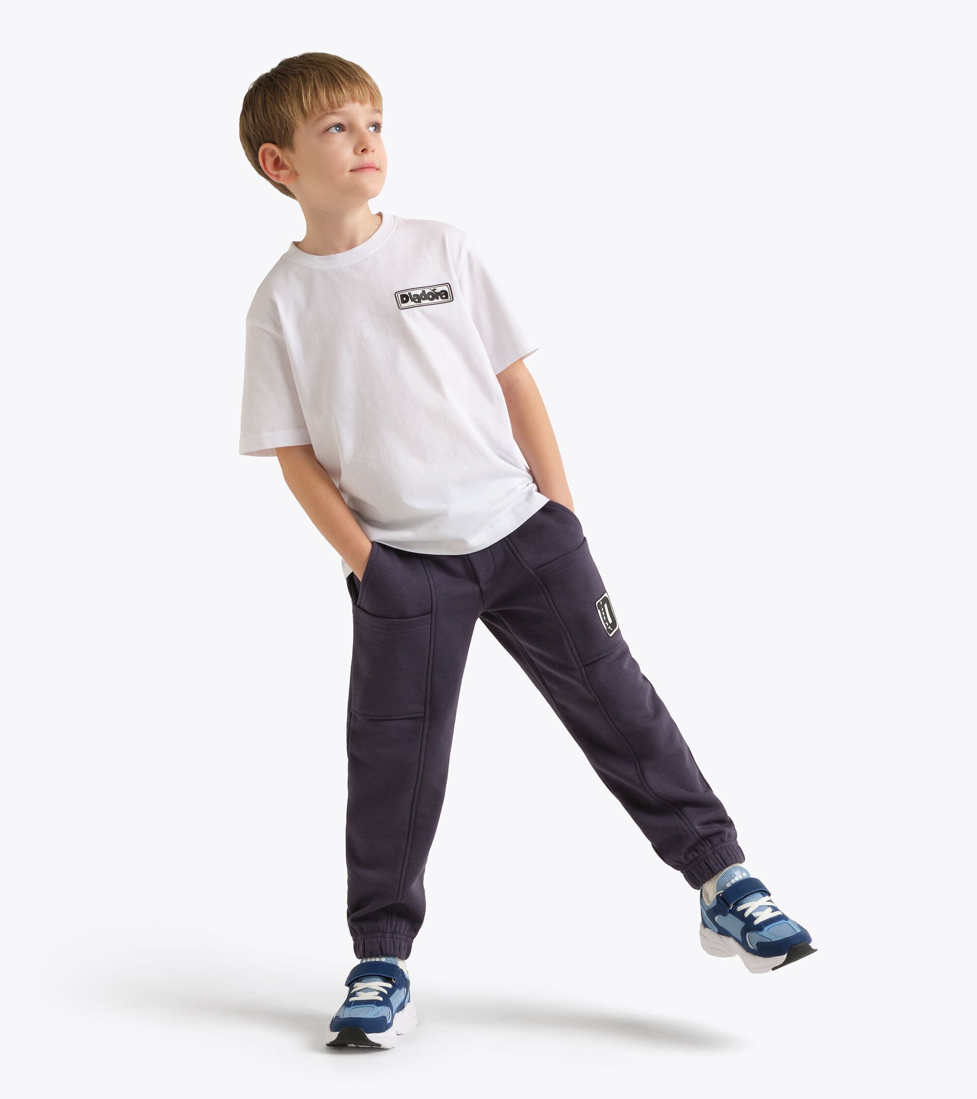 Cotton t-shirt - Boy
 JB. T-SHIRT SS ESS. SPORTS SL OPTICAL WHITE - Diadora