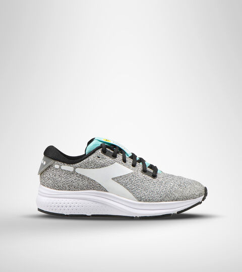 Chaussures de running - Femme KURUKA 5 W ARGENT DD/BLC/BLEU TEINTE - Diadora