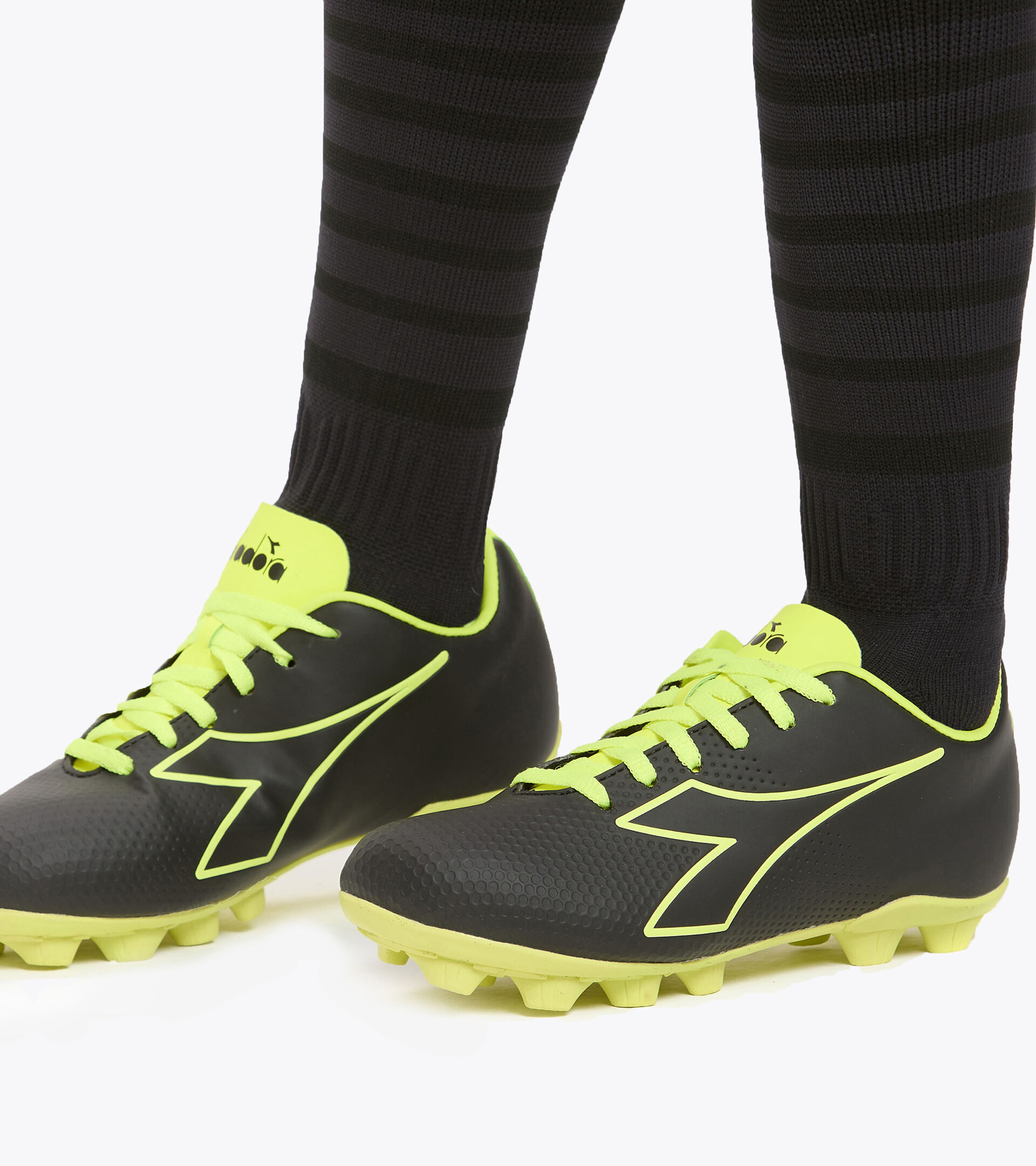 Footwear Sport BAMBINO PICHICHI 4 MD JR NEGRO/AMARILLO FLUO DD Diadora