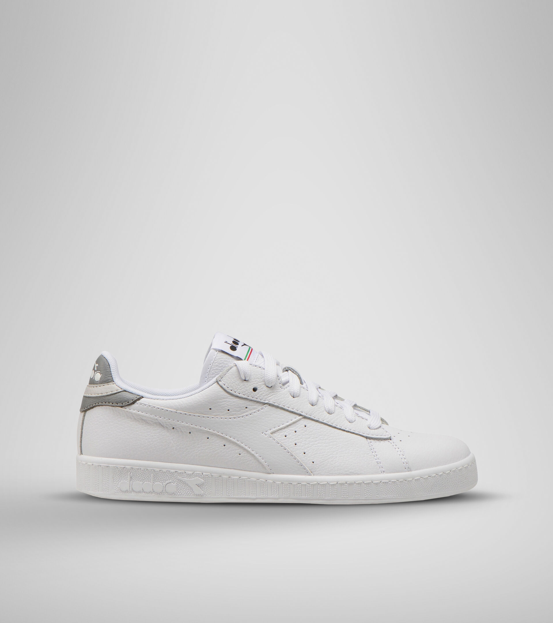 Sports shoe - Unisex GAME L LOW OPTICAL WHITE/GRAY (C3139) - Diadora
