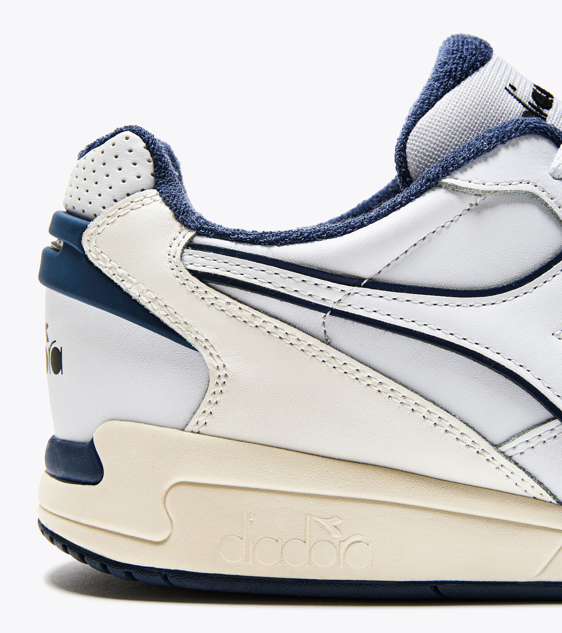 Sporty sneakers - Gender neutral WINNER WHITE/OCEANA - Diadora