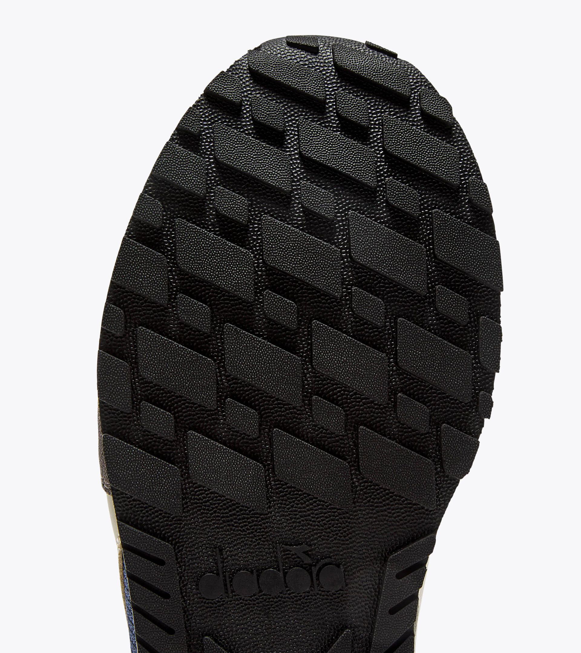 Sneaker in pelle scamosciata - Per ogni genere
 CAMARO M2 BLU INSEGNA/GRIGIO PELLICANO - Diadora