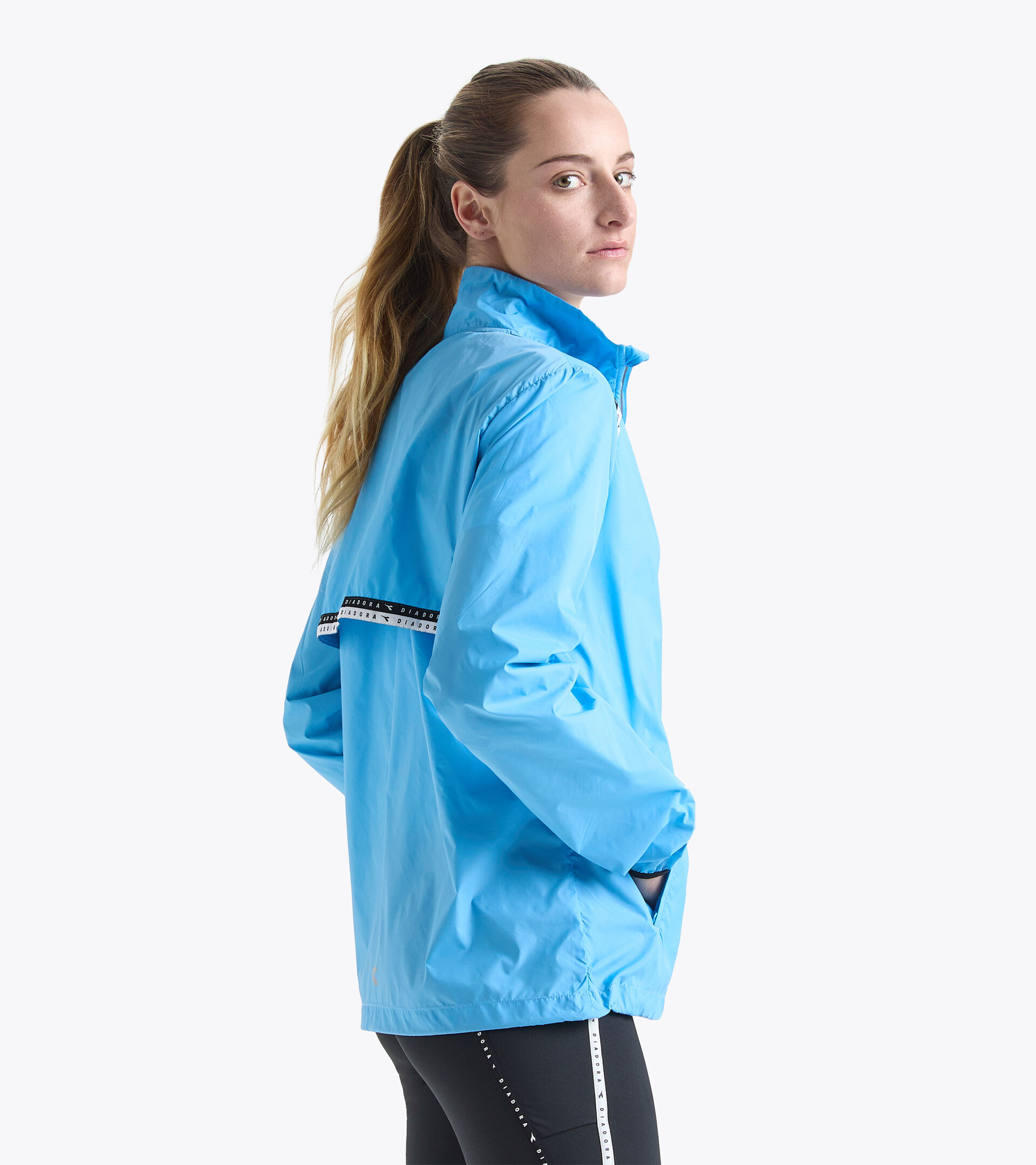 Gilet de running - Femme L. PACKABLE WIND JACKET BONNIE BLEU - Diadora