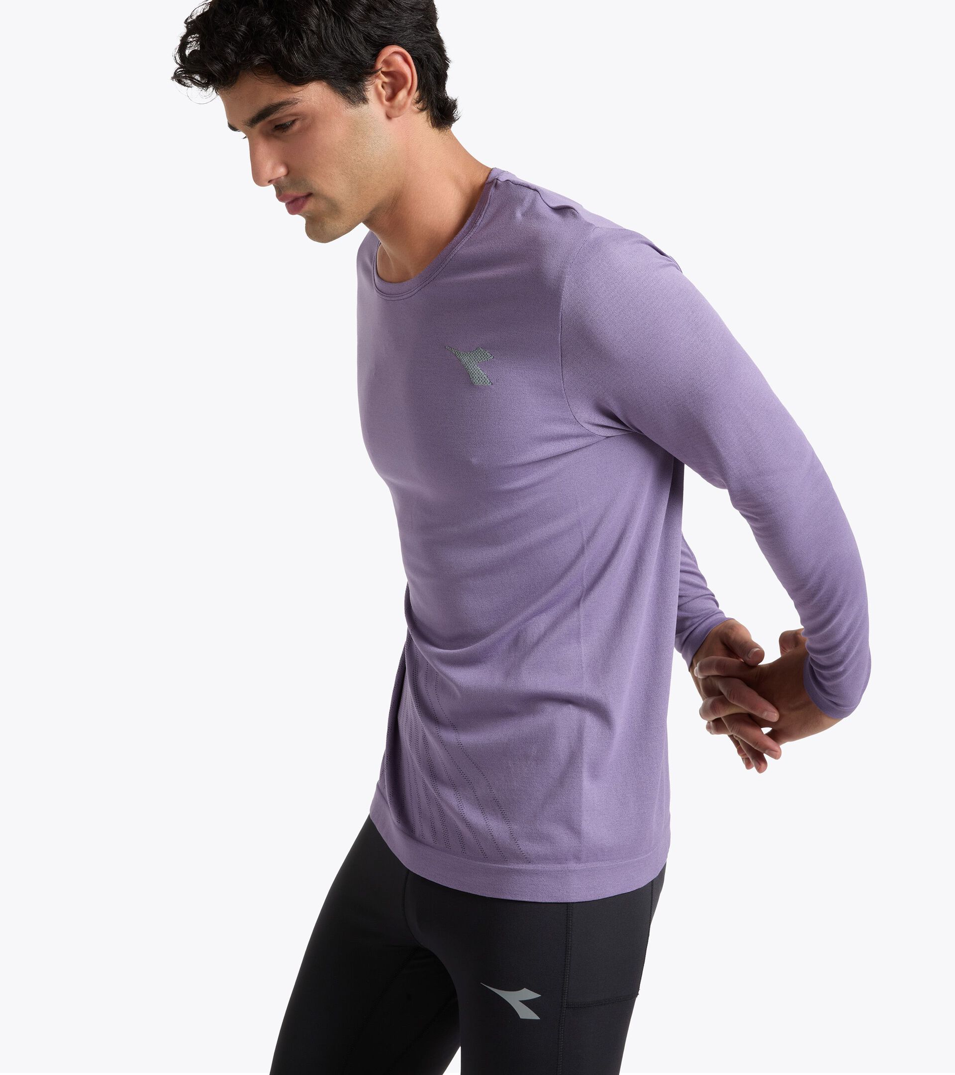 Long-Sleeve Thermoregulating Technical T-shirt - STRATOUNO Running - Men&rsquo;s LS T-SHIRT STRATOUNO VIOLET GRAPE COMPOTE - Diadora