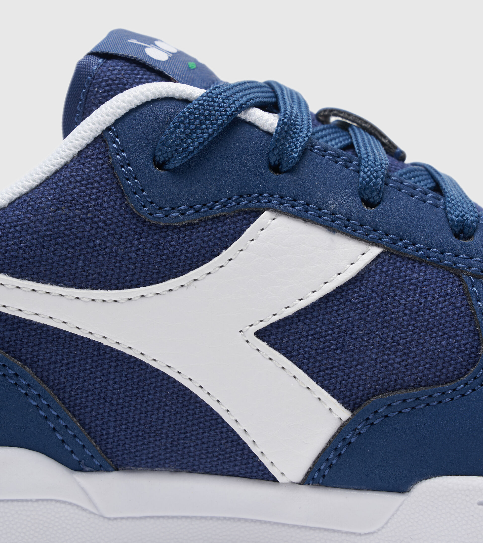 Chaussures de sport - Ado Garçon 8-16 ans RAPTOR CV GS BLEU POSEIDON/BLANC - Diadora